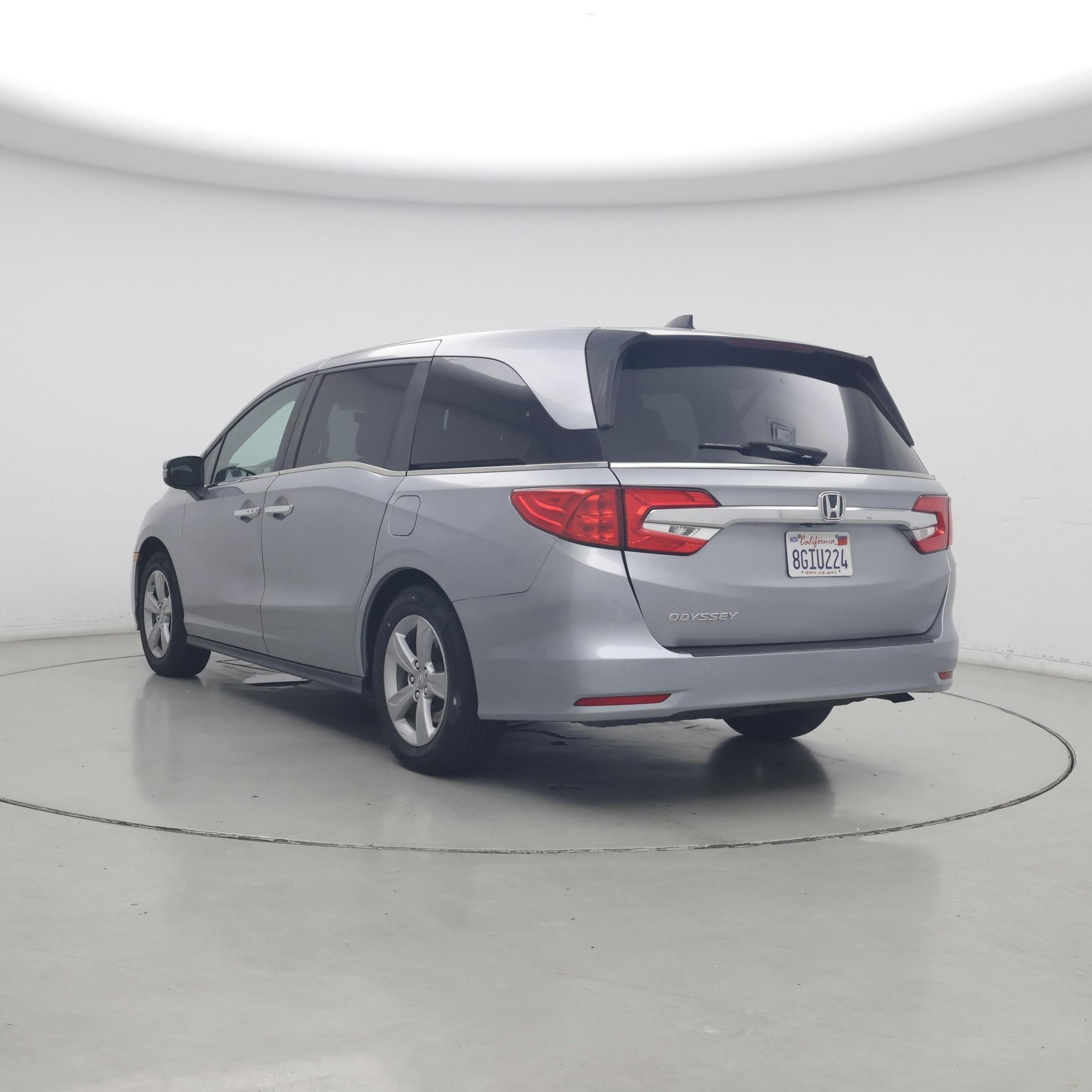 Thumbnail: 2019 Honda Odyssey - 2