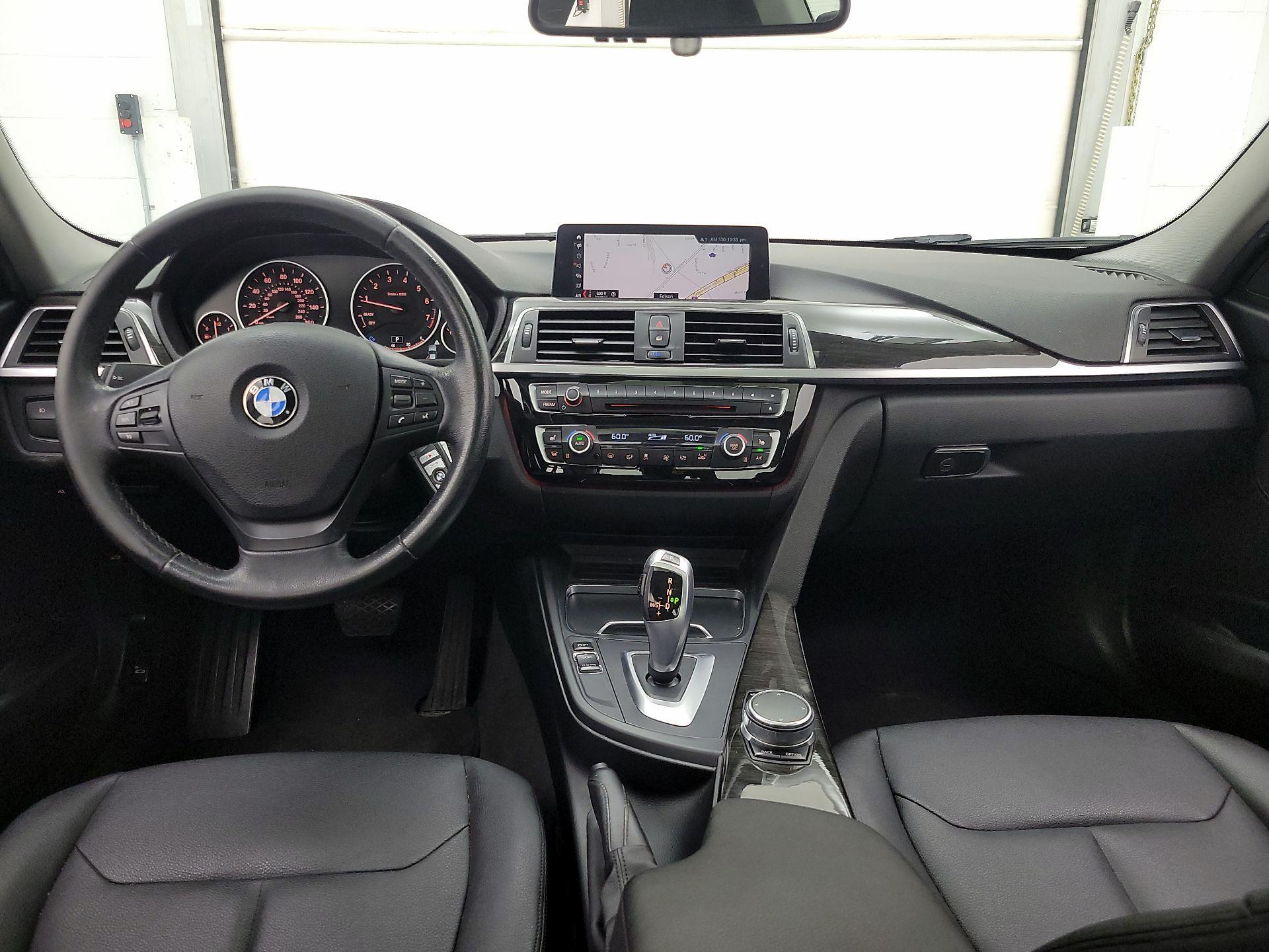 Thumbnail: 2018 BMW 3 Series - 9