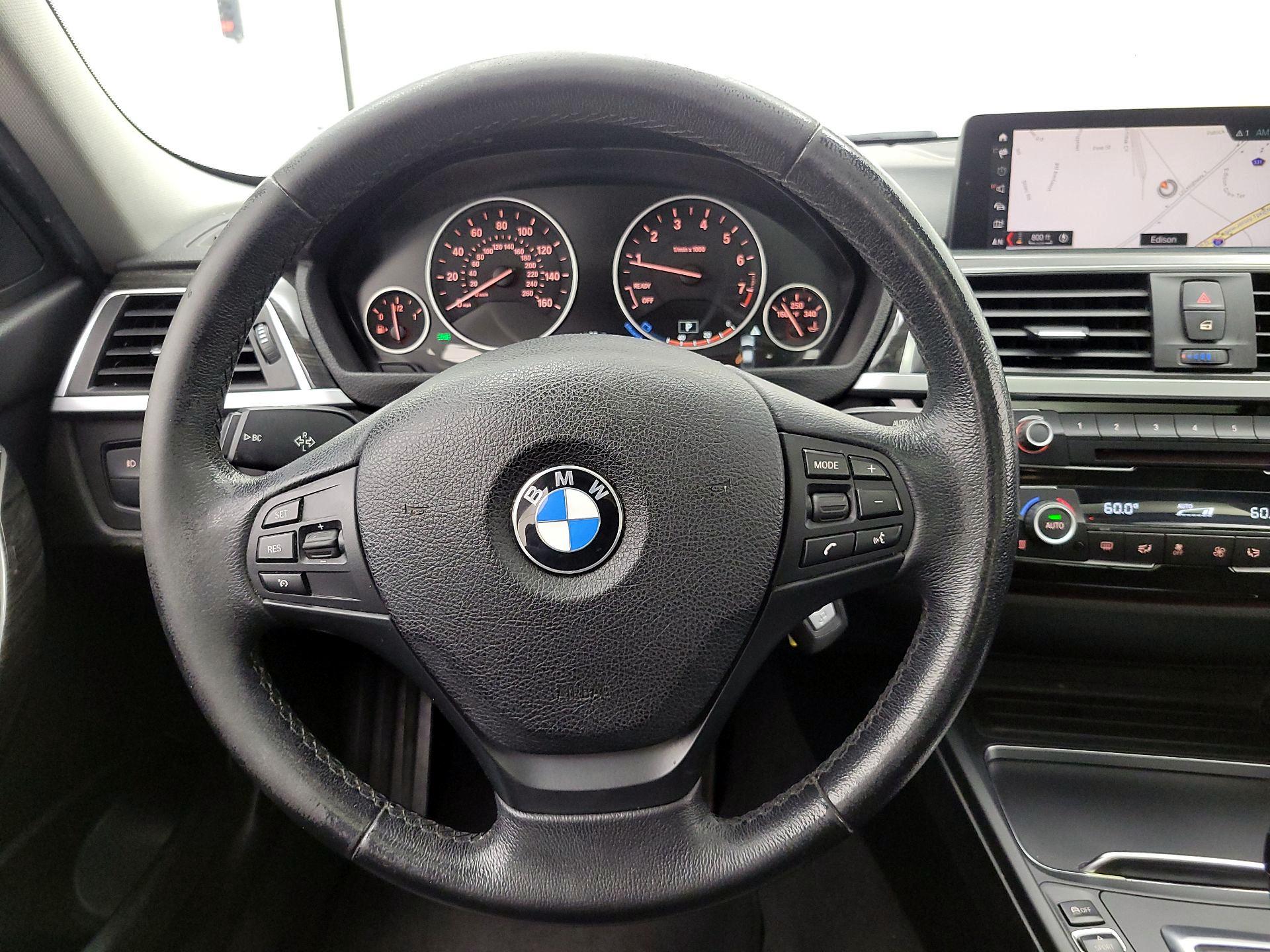 Thumbnail: 2018 BMW 3 Series - 10