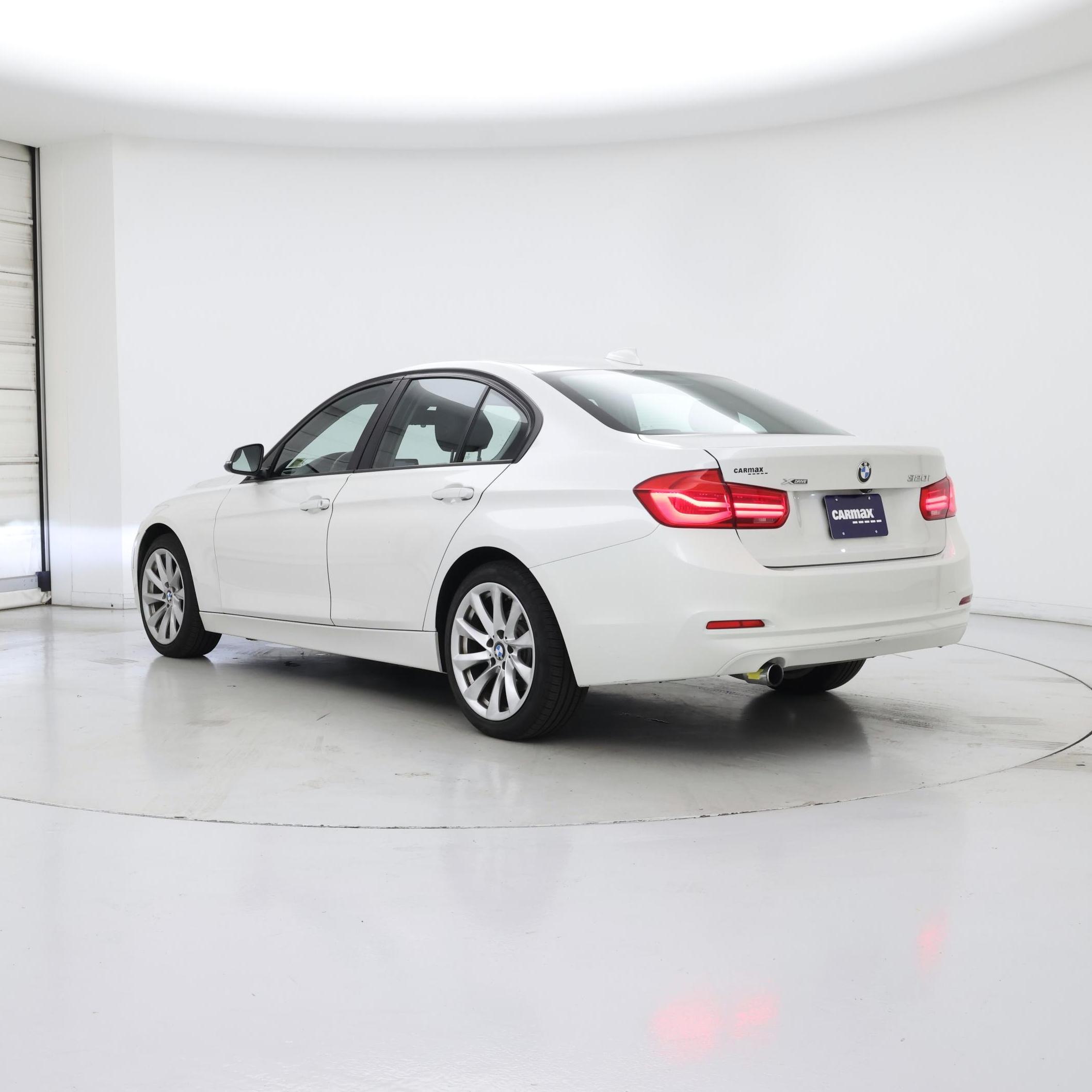 Thumbnail: 2018 BMW 3 Series - 2