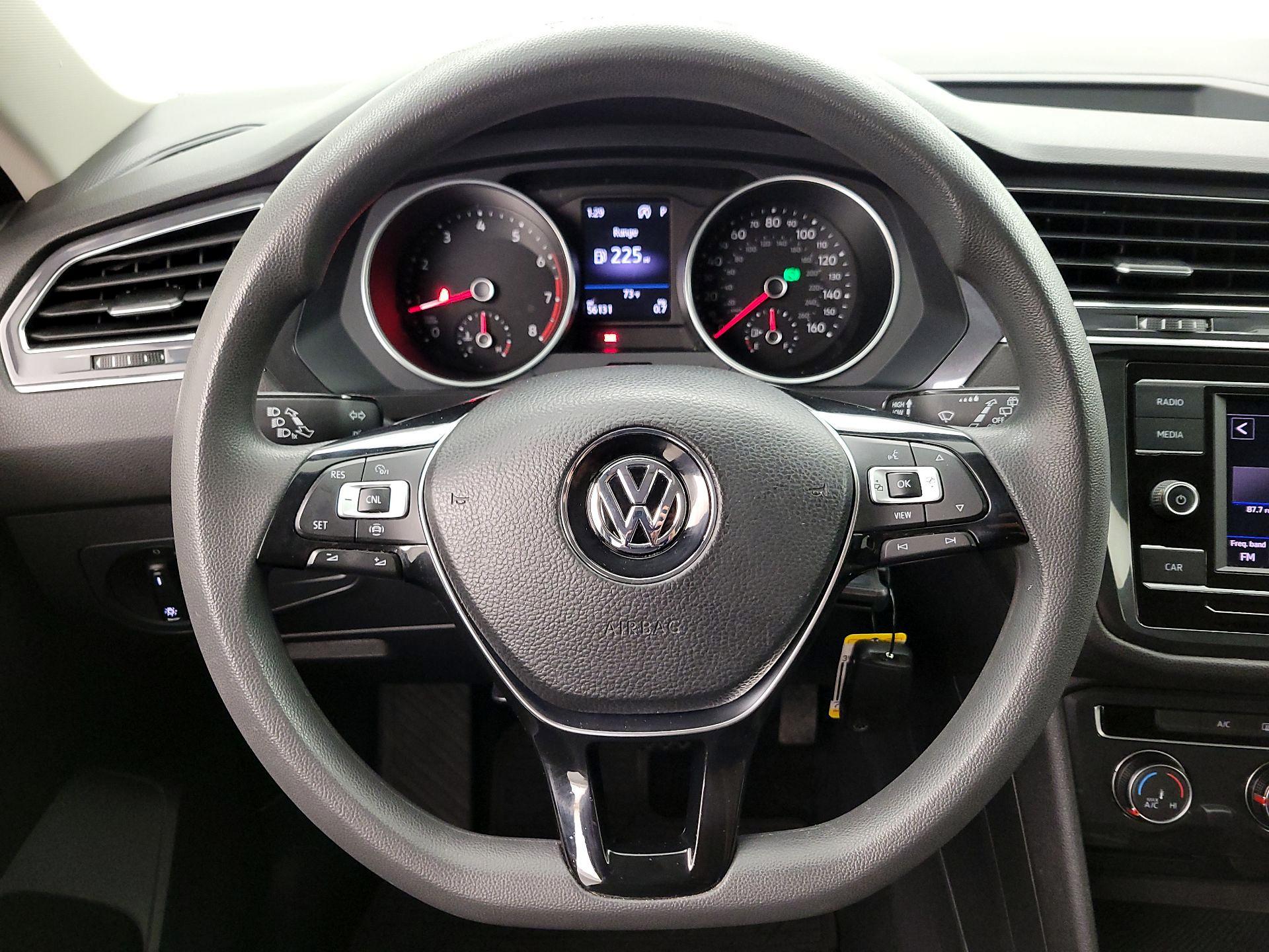 Thumbnail: 2019 Volkswagen Tiguan - 10