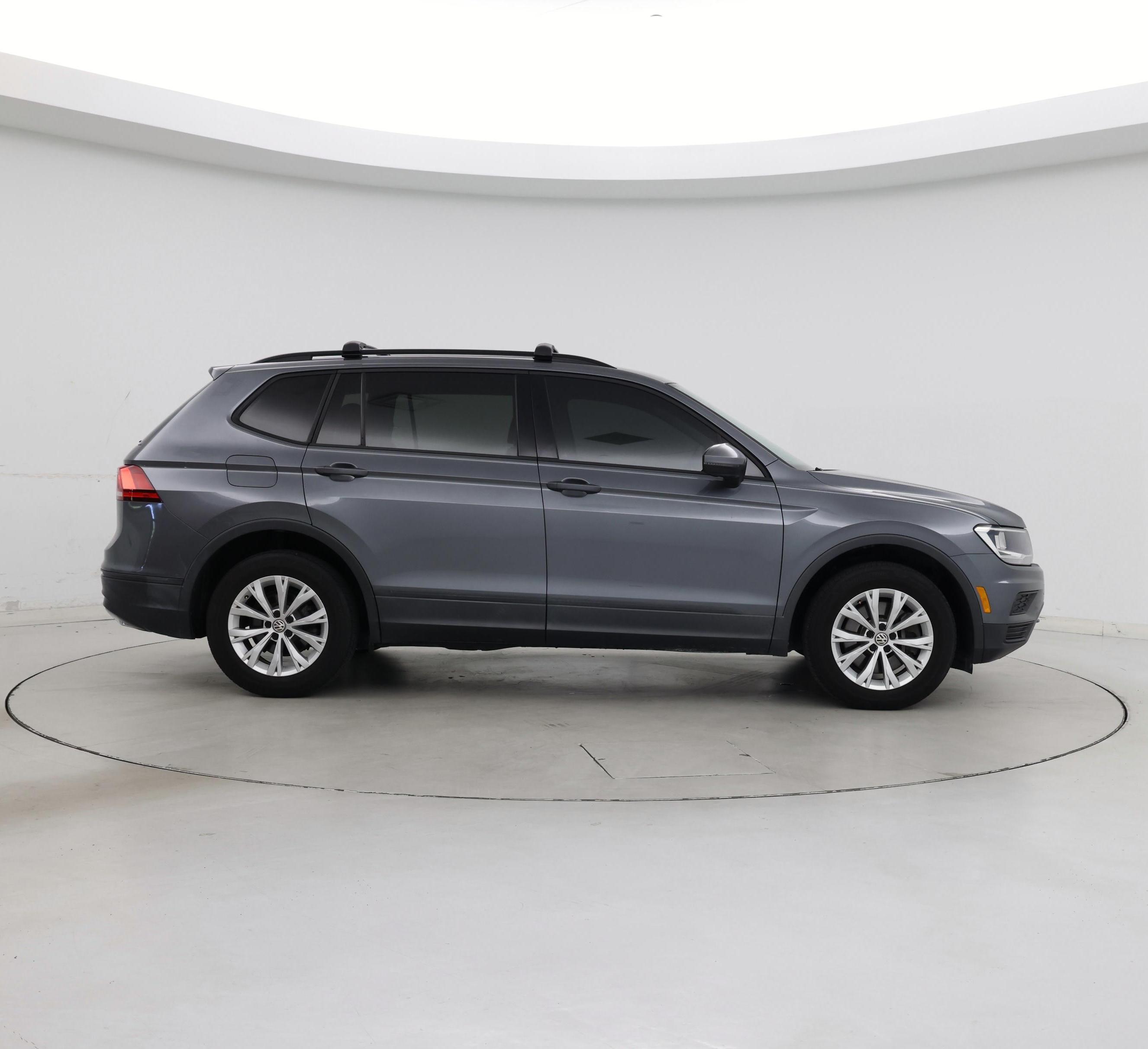 Thumbnail: 2019 Volkswagen Tiguan - 7