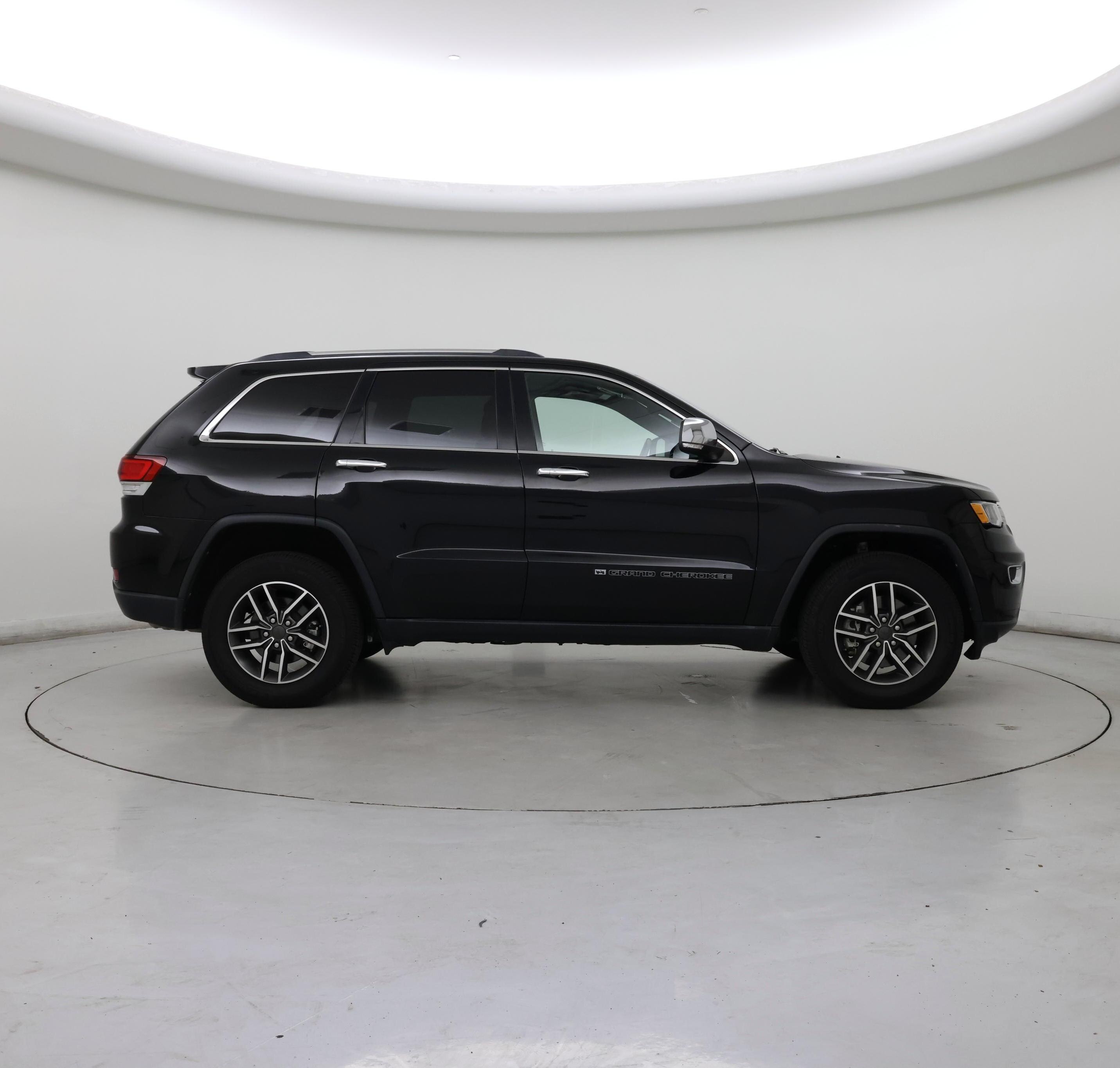 Thumbnail: 2022 Jeep Grand Cherokee - 7