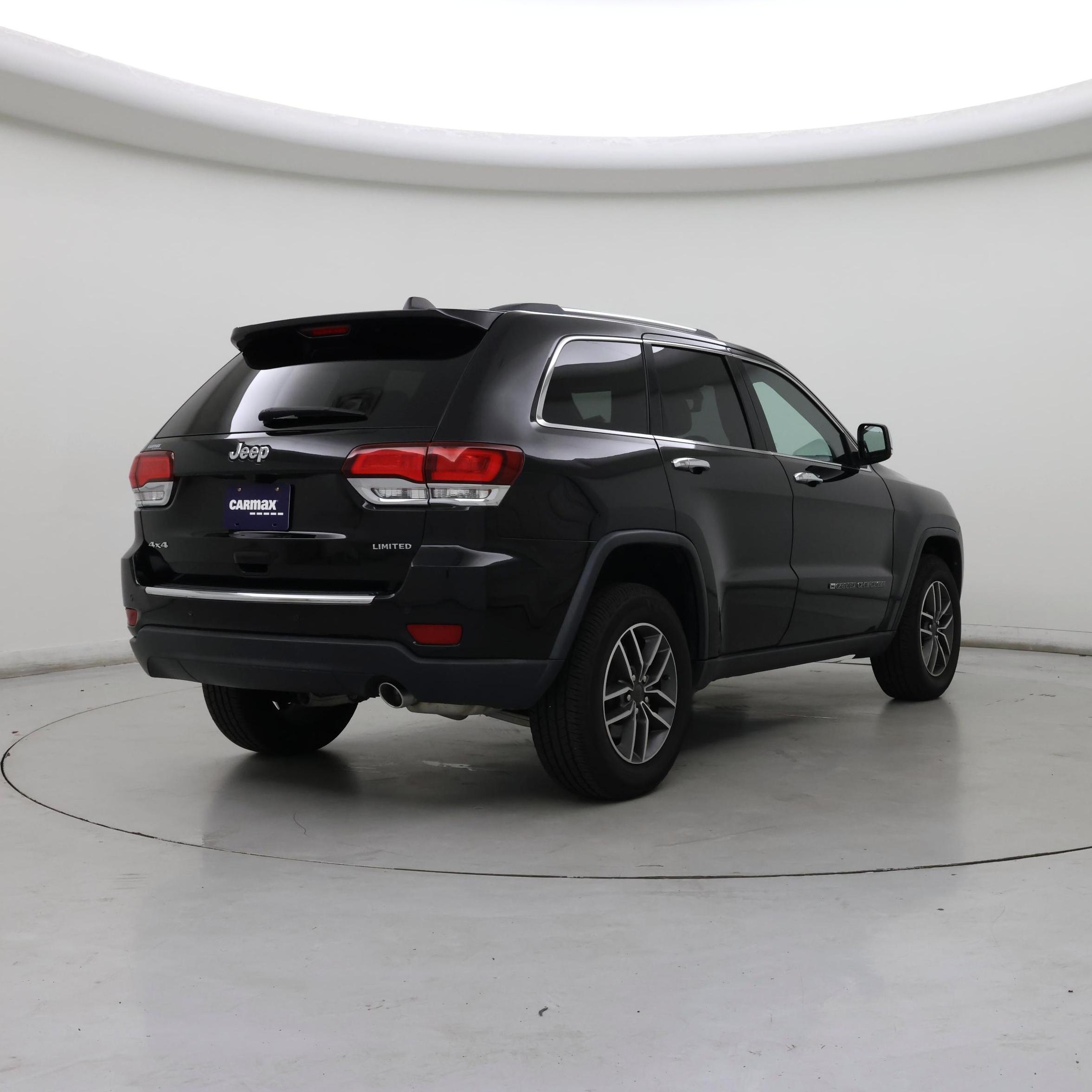 Thumbnail: 2022 Jeep Grand Cherokee - 8