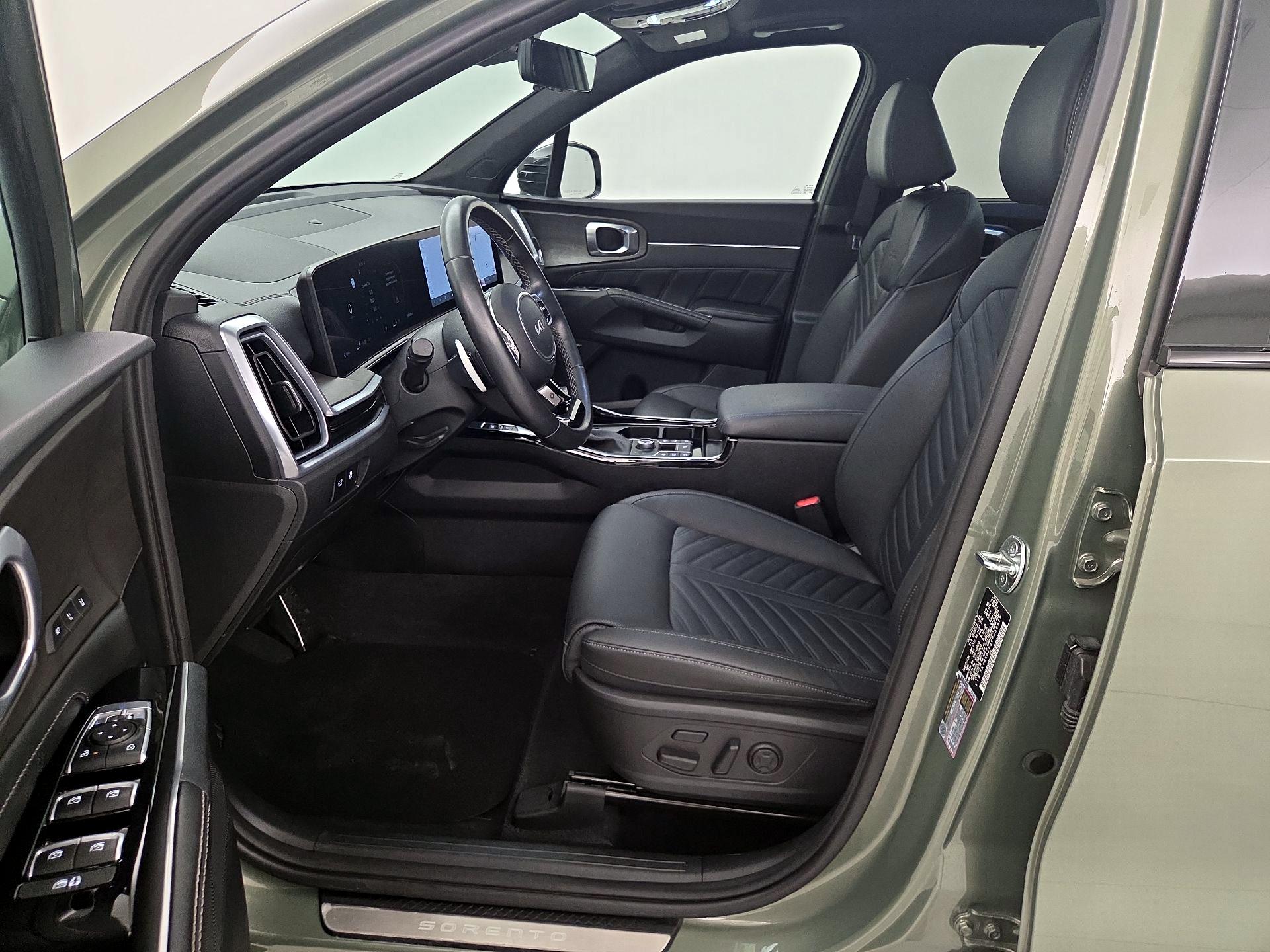 Thumbnail: 2024 Kia Sorento - 11