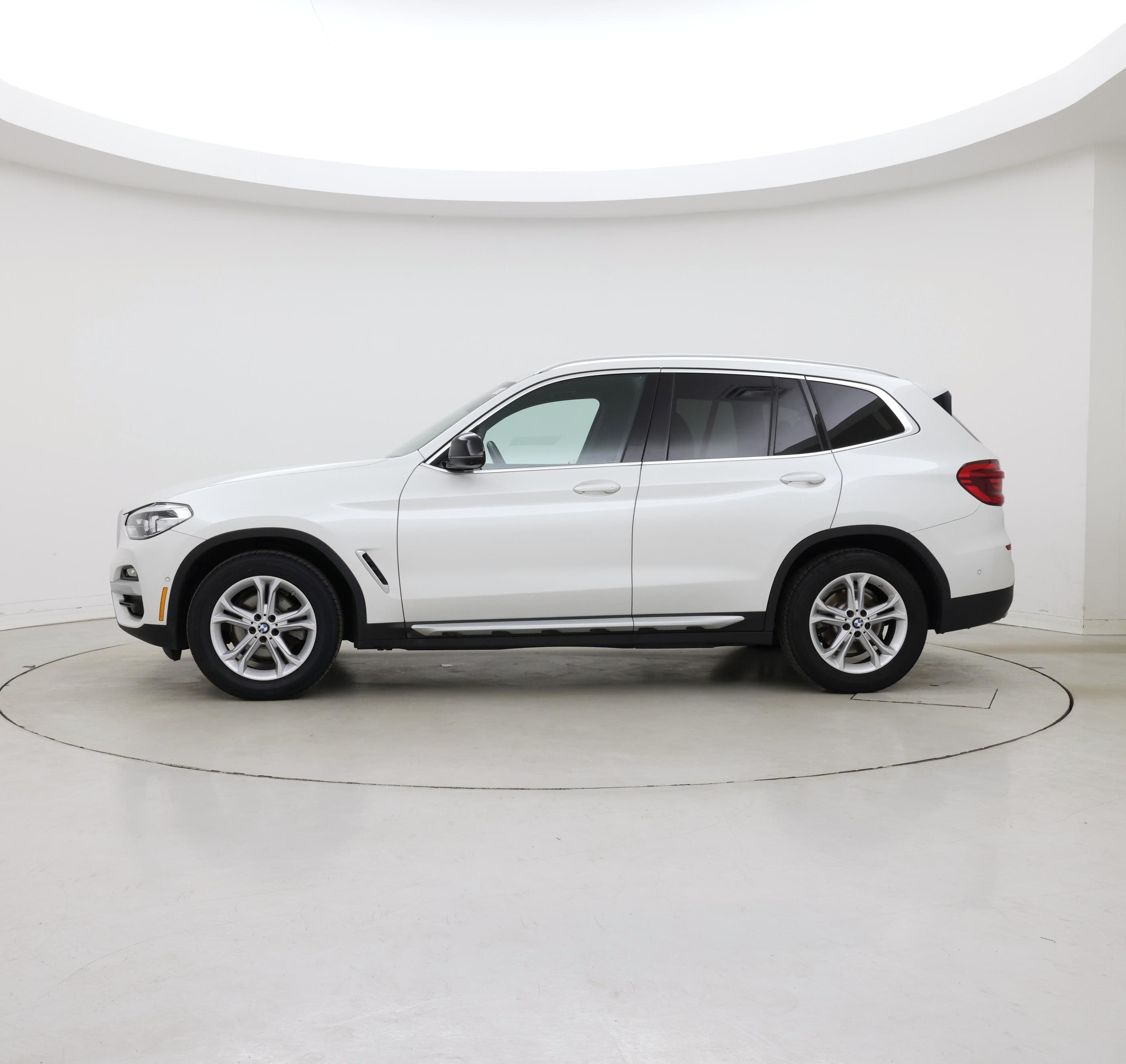 Thumbnail: 2021 BMW X3 - 3
