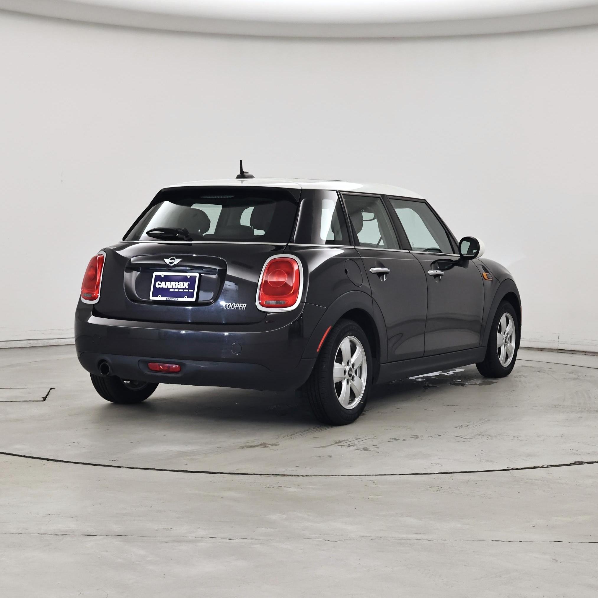 Thumbnail: 2016 MINI Cooper Hardtop - 8