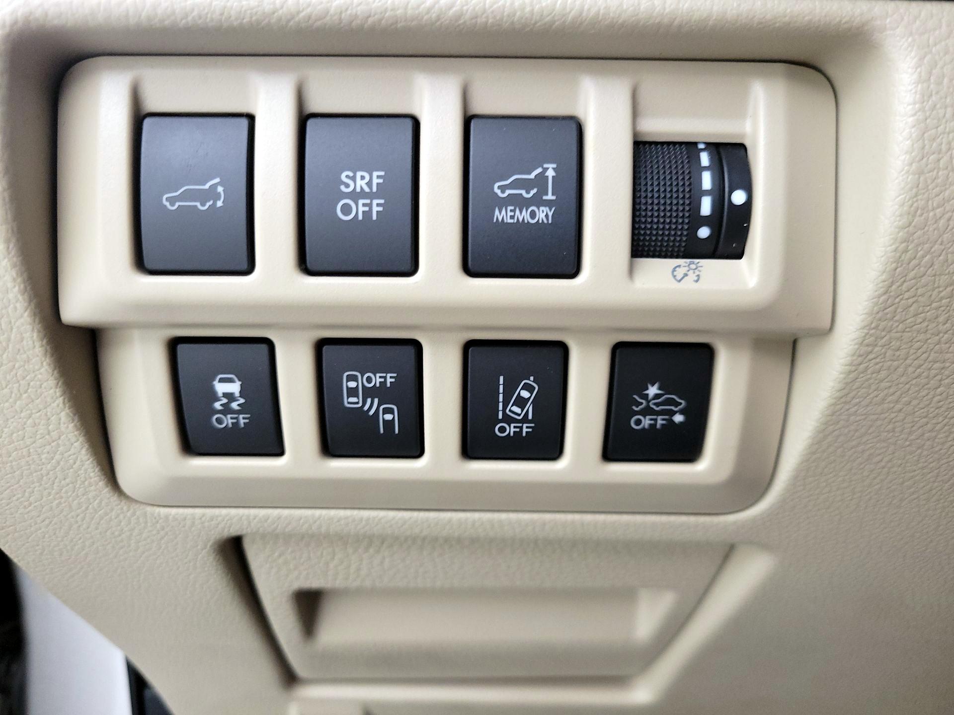 Thumbnail: 2017 Subaru Outback - 13