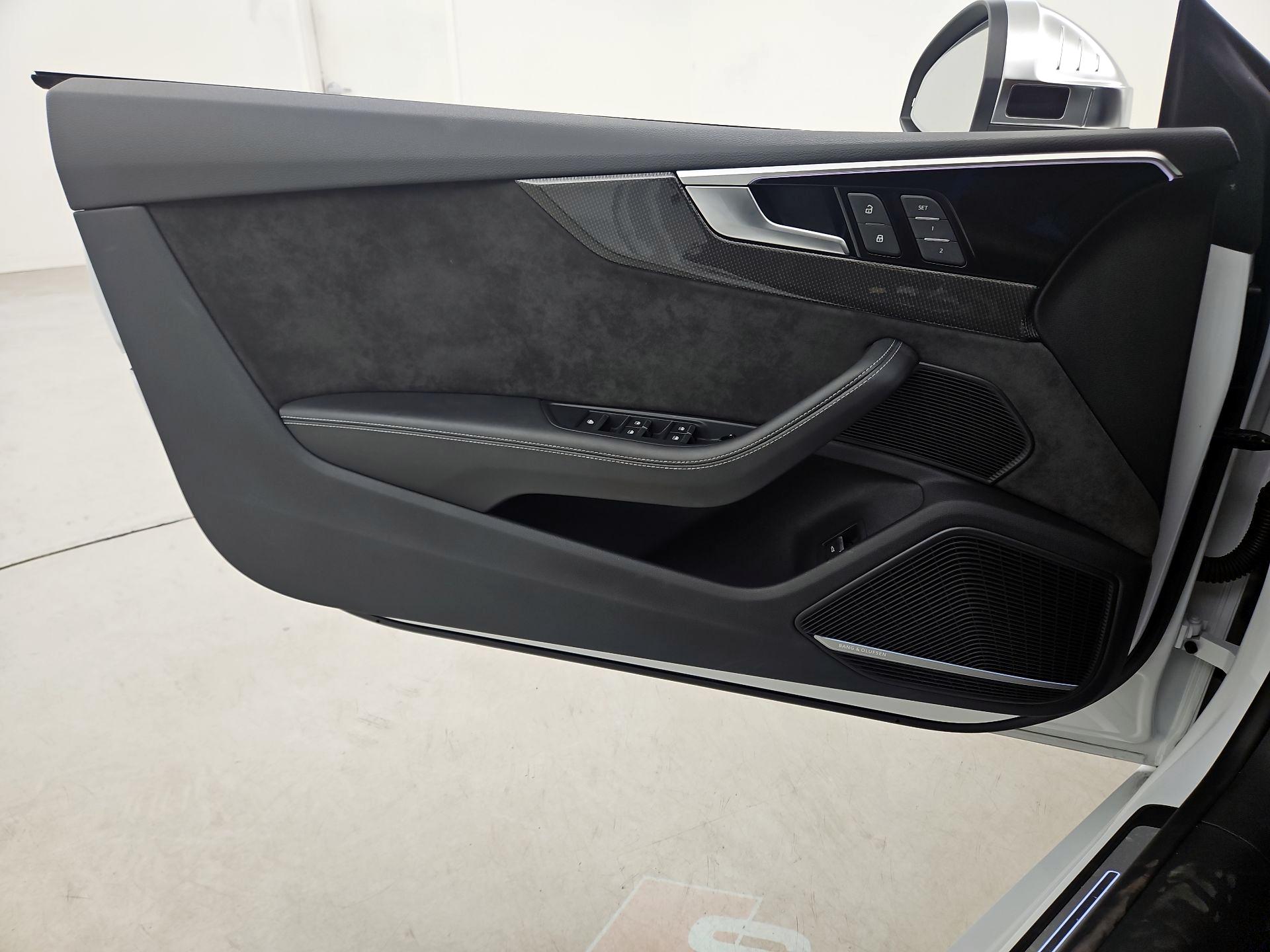 Thumbnail: 2021 Audi S5 - 12