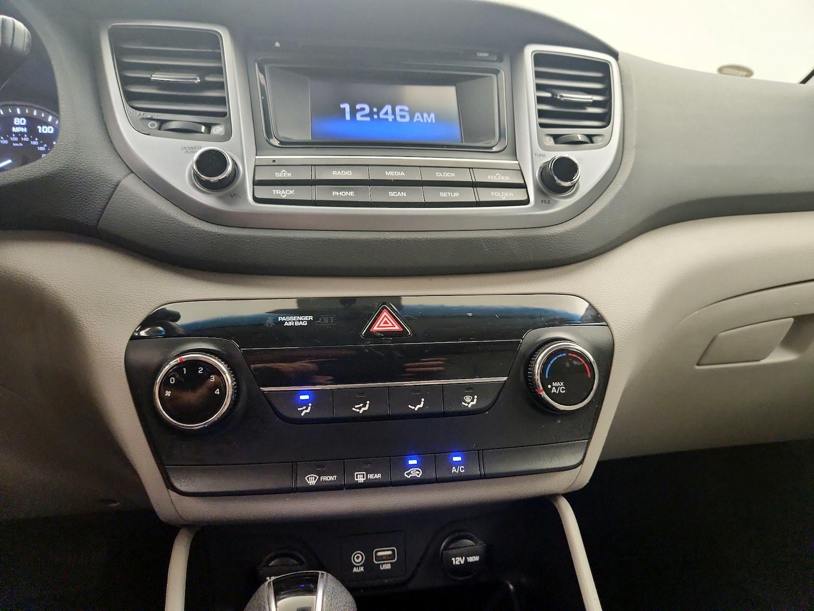 2018 Hyundai Tucson SE - Photo 17