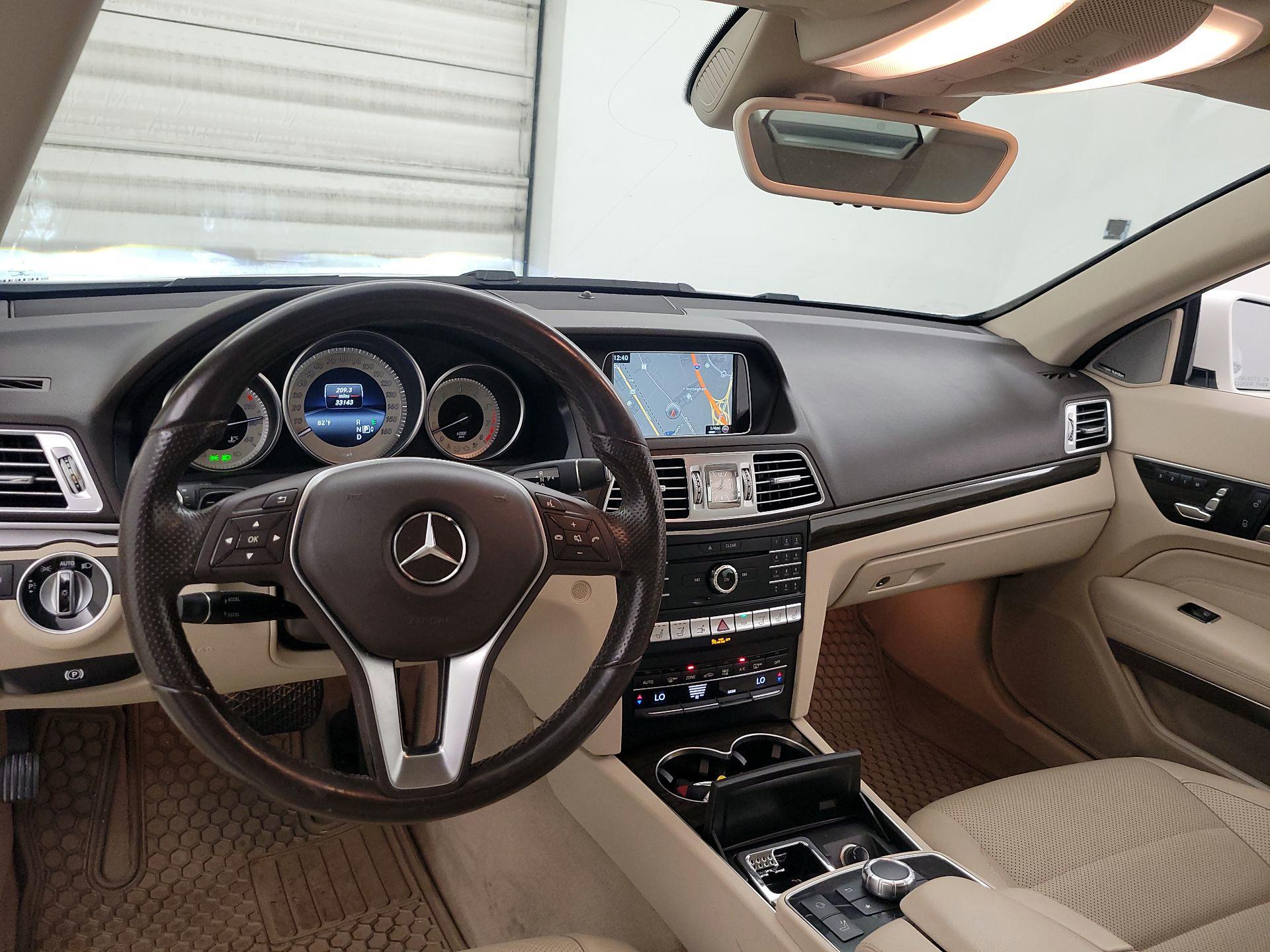 Thumbnail: 2017 Mercedes-Benz E-Class - 9