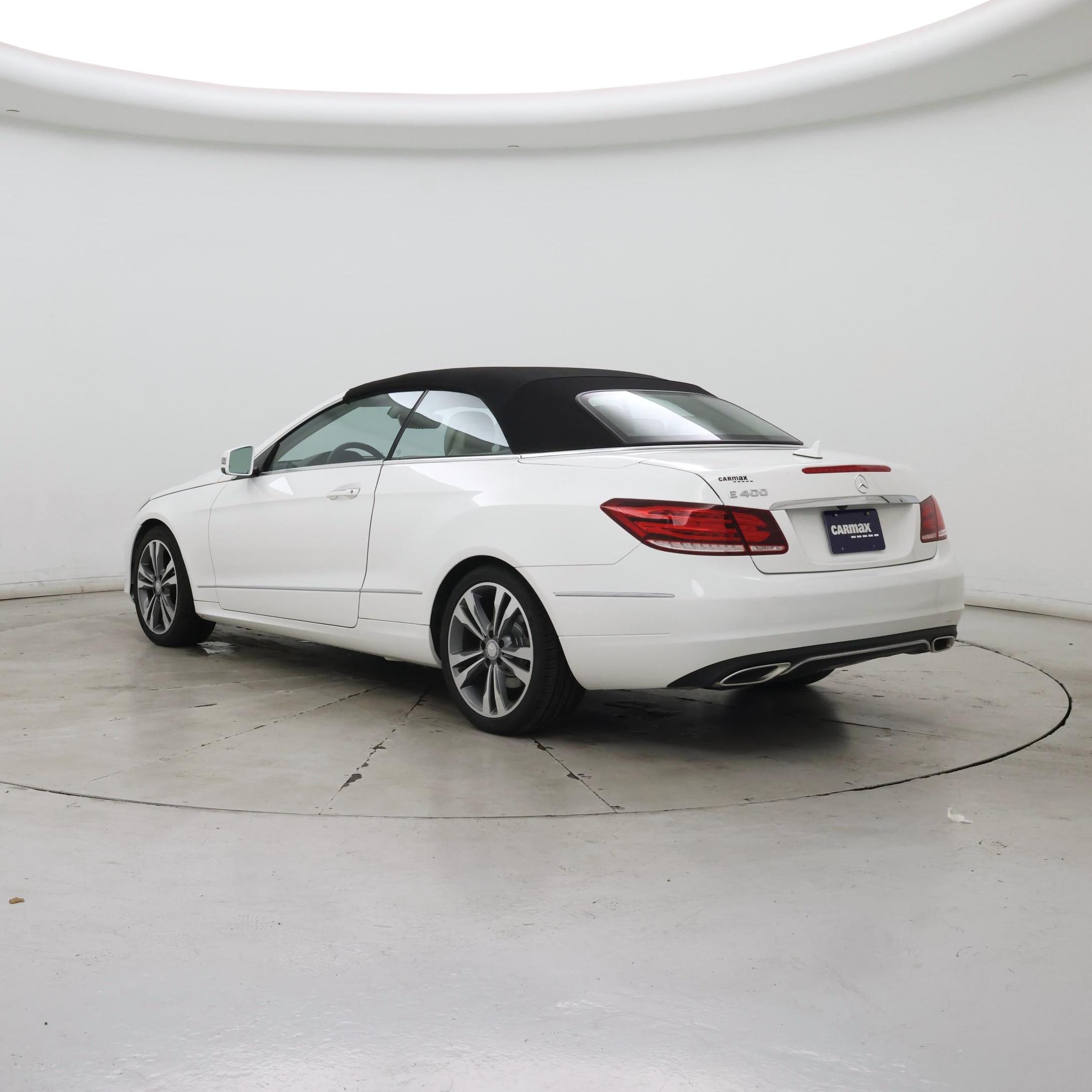 Thumbnail: 2017 Mercedes-Benz E-Class - 2