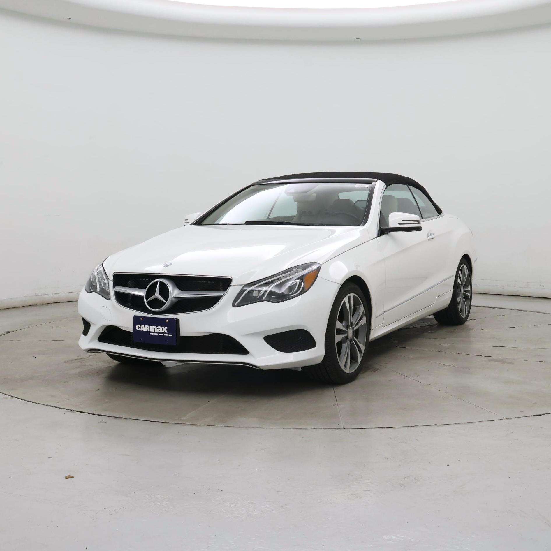 Thumbnail: 2017 Mercedes-Benz E-Class - 4