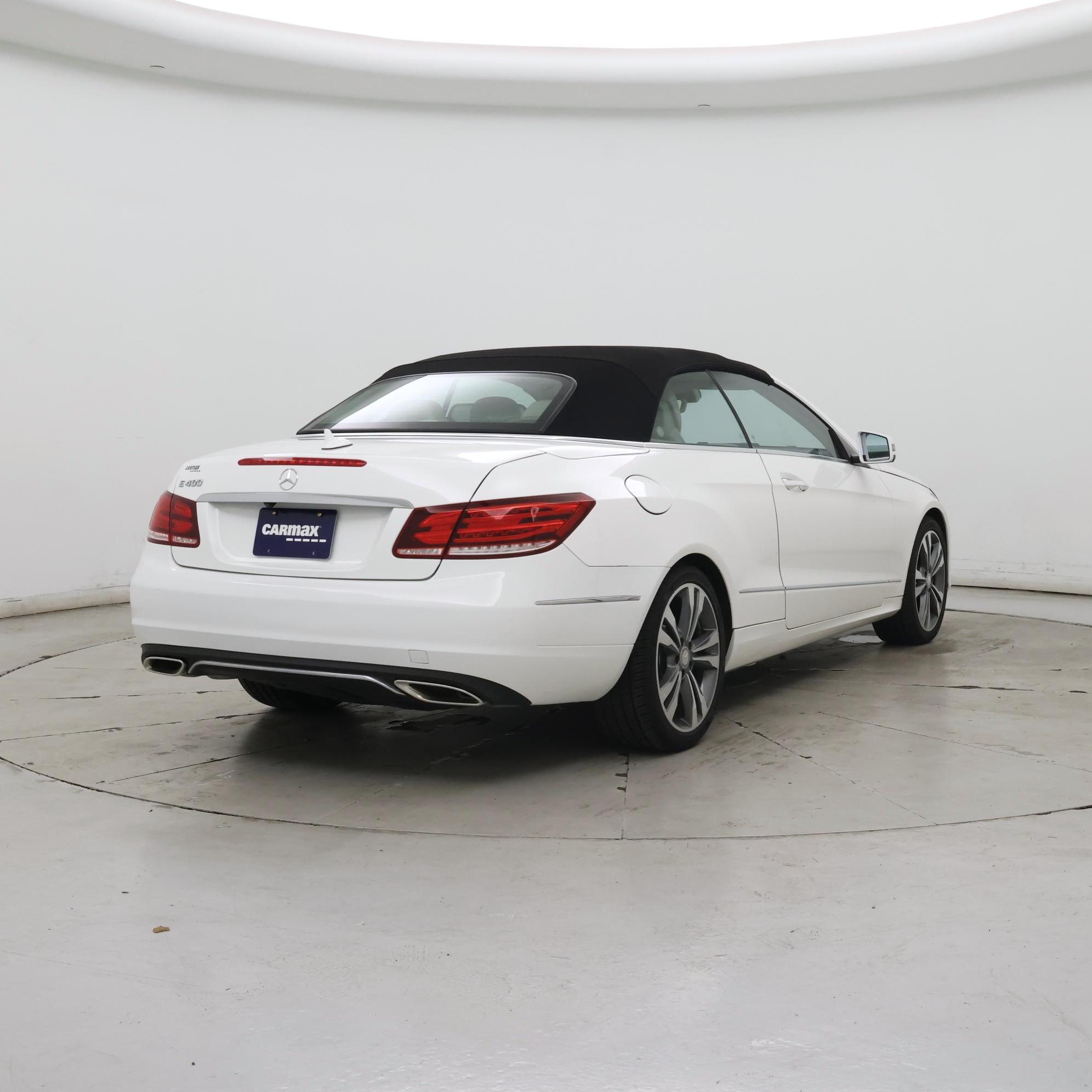 Thumbnail: 2017 Mercedes-Benz E-Class - 8