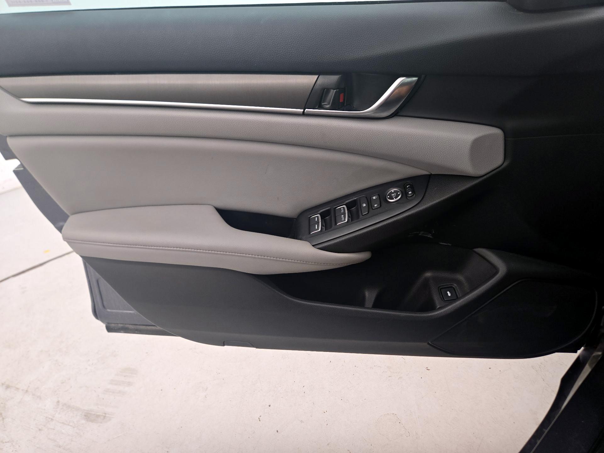 Thumbnail: 2020 Honda Accord - 12