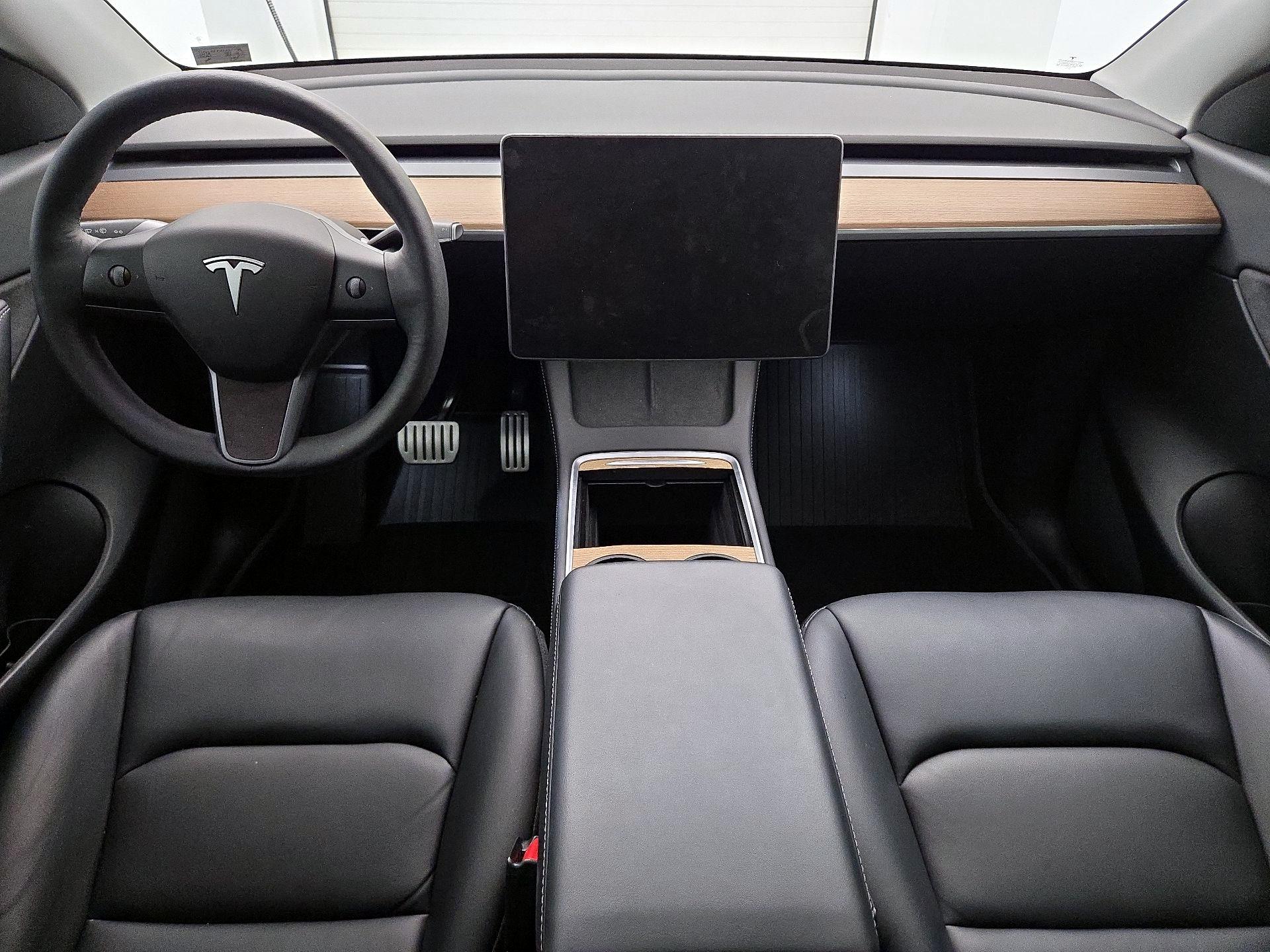 Thumbnail: 2022 Tesla Model Y - 9