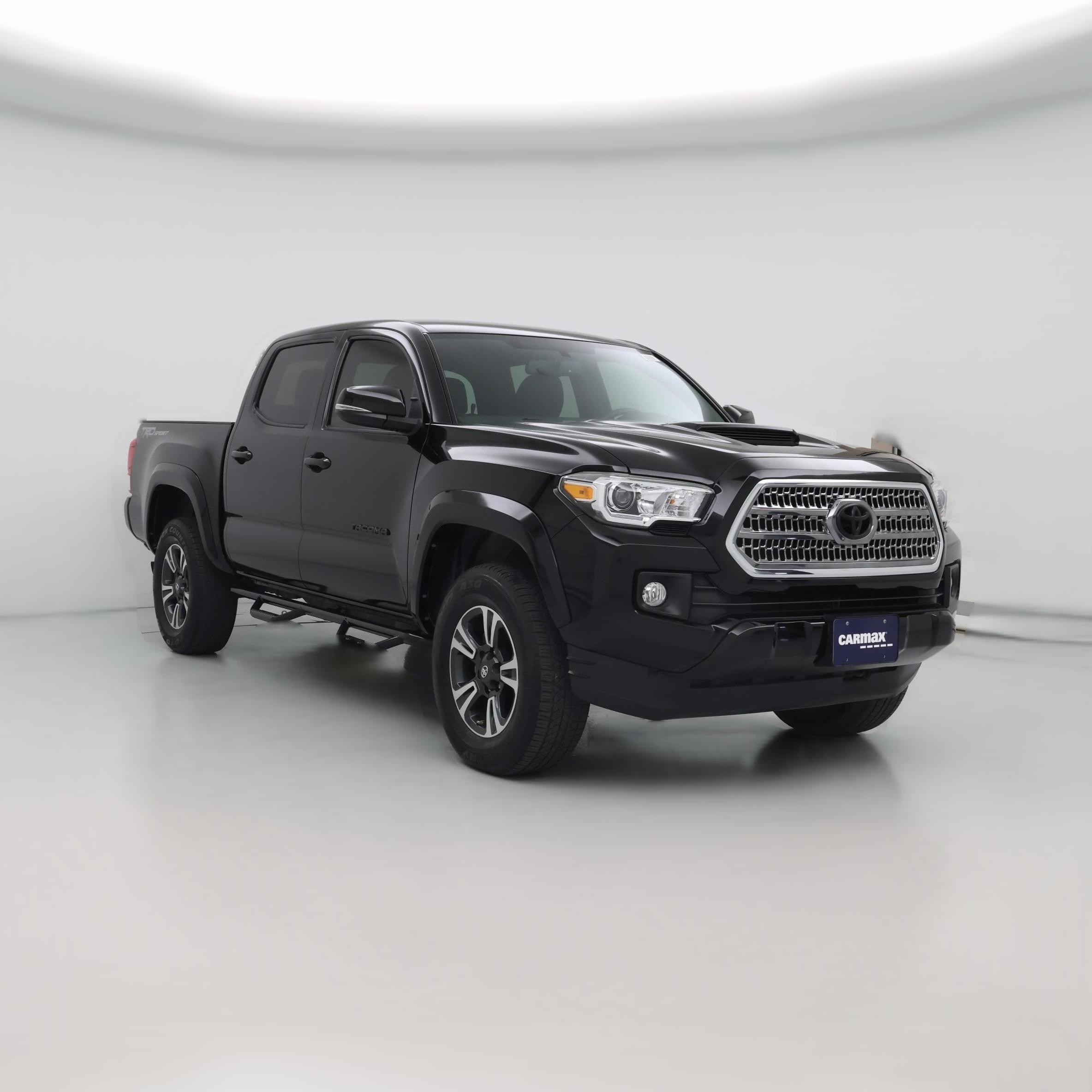 Thumbnail: 2017 Toyota Tacoma - 1