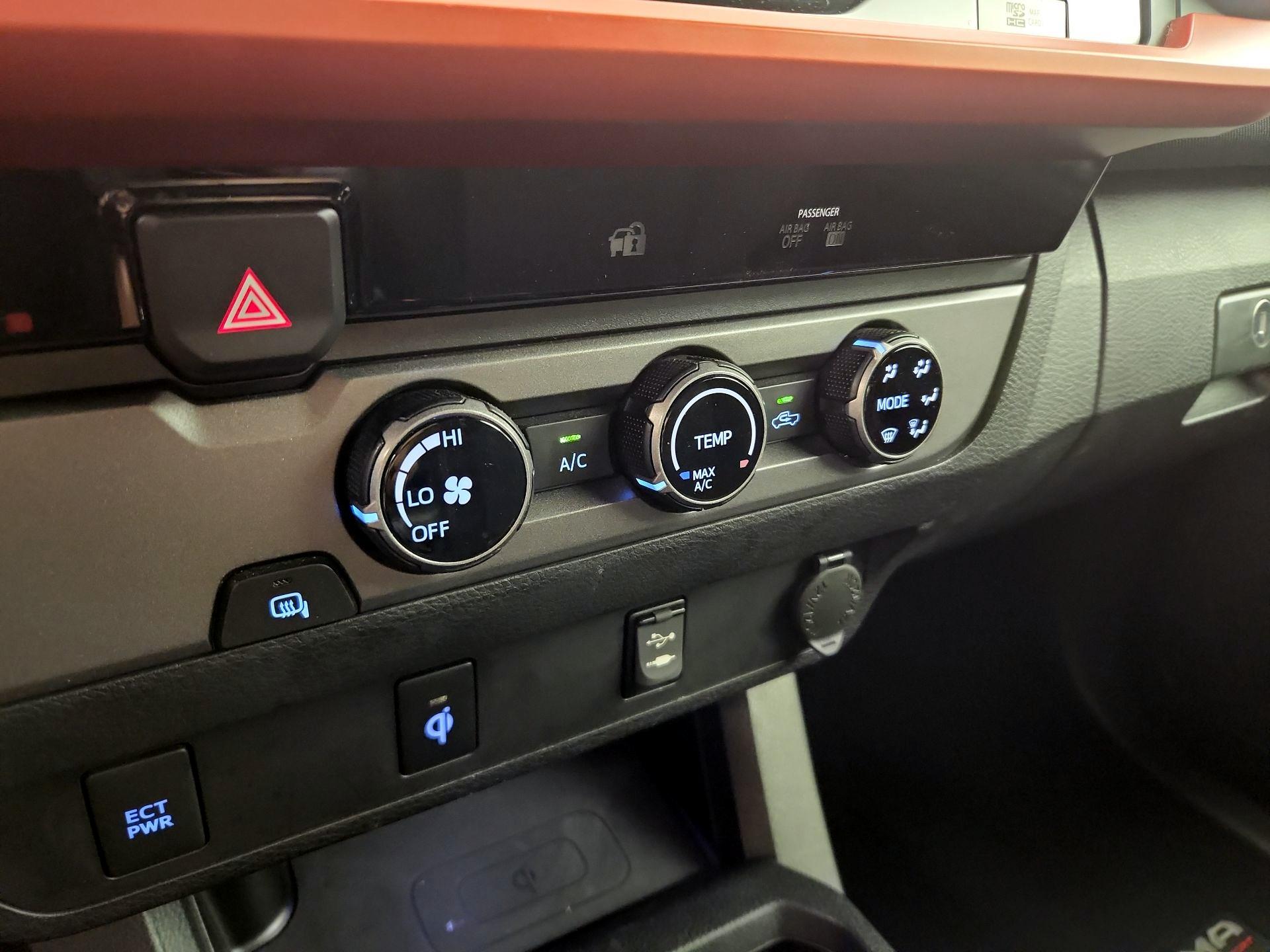 Thumbnail: 2017 Toyota Tacoma - 17