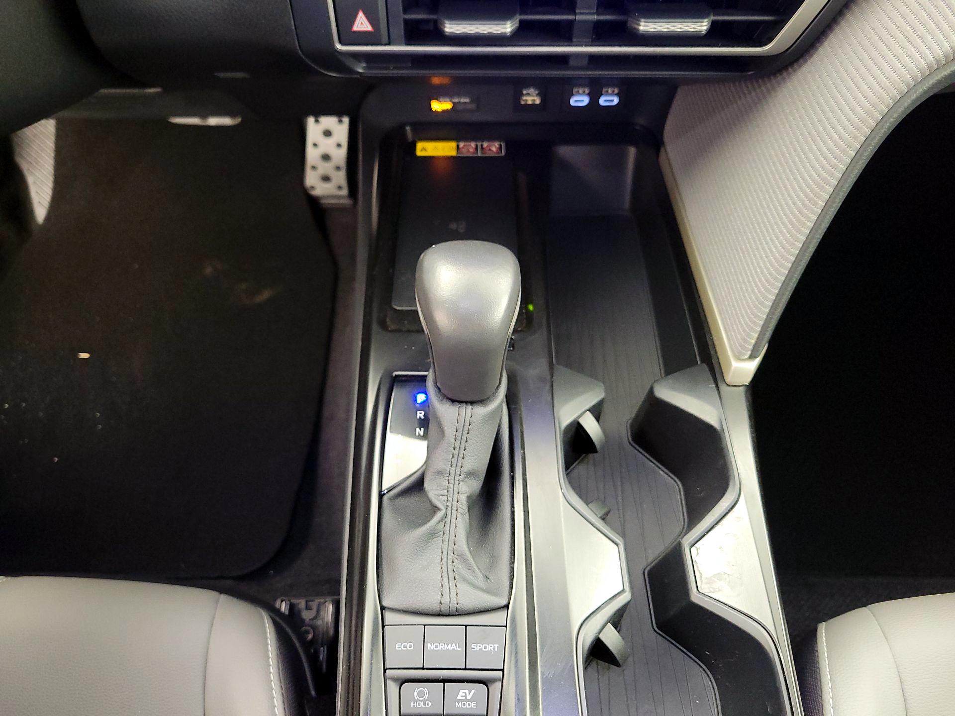 Thumbnail: 2025 Toyota Camry - 17