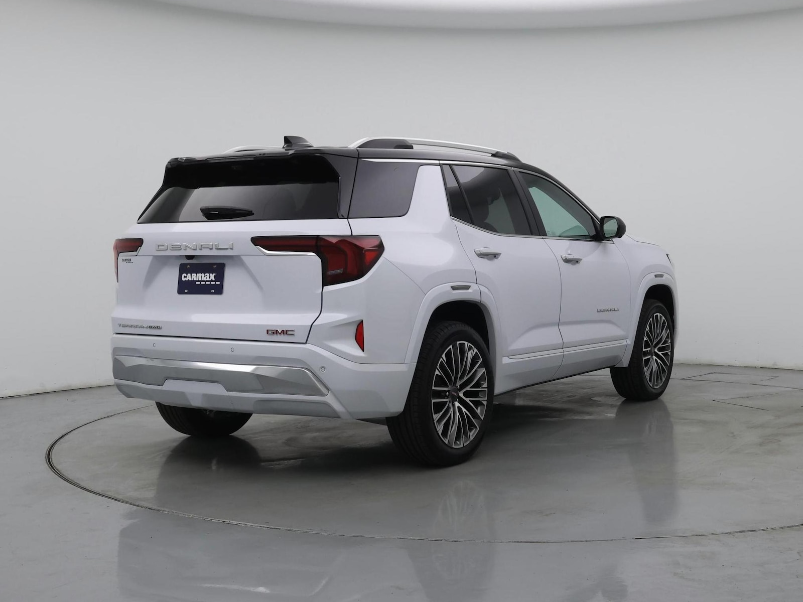2026 GMC Terrain Denali - Photo 9
