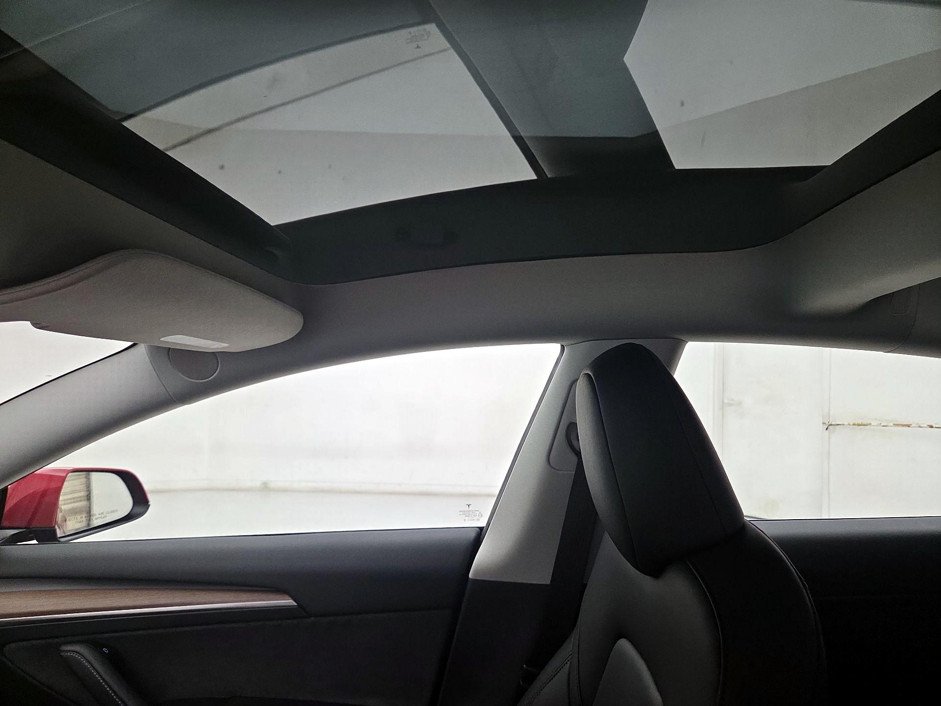 Thumbnail: 2023 Tesla Model 3 - 19
