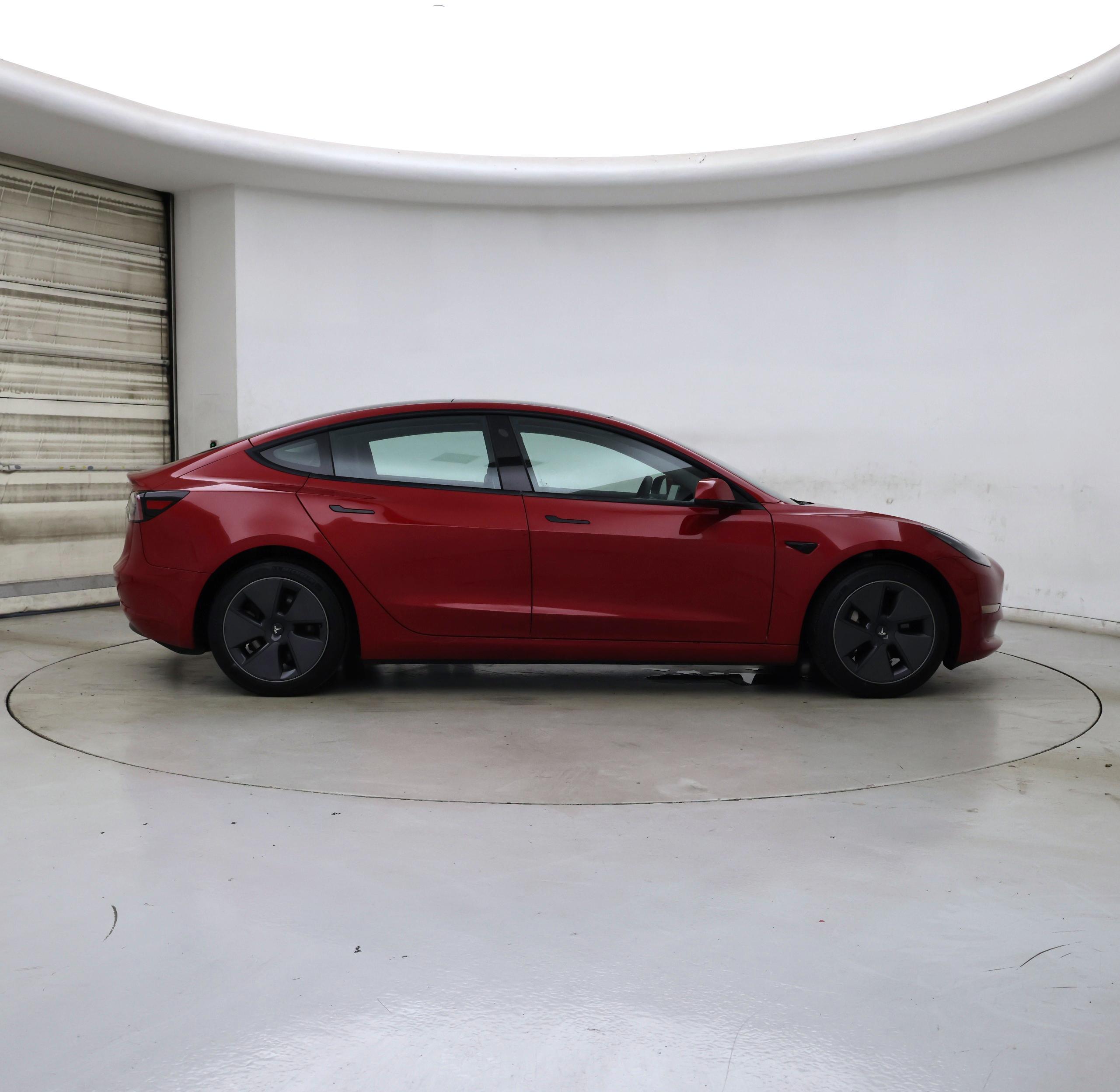 Thumbnail: 2023 Tesla Model 3 - 7