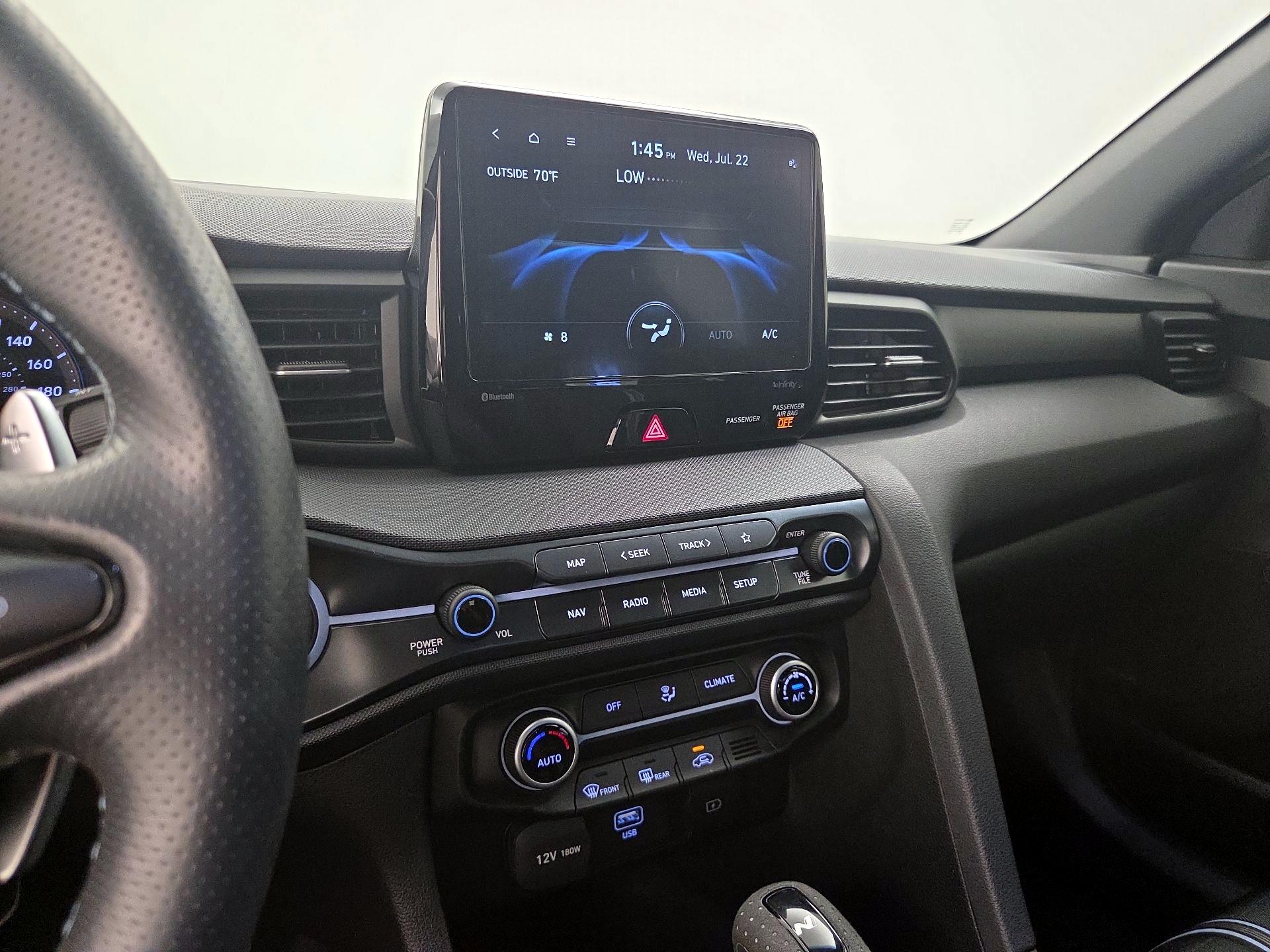 Thumbnail: 2021 Hyundai Veloster - 17