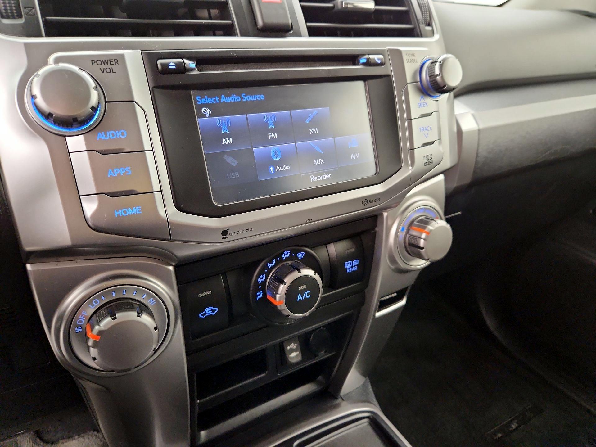 Thumbnail: 2015 Toyota 4Runner - 15