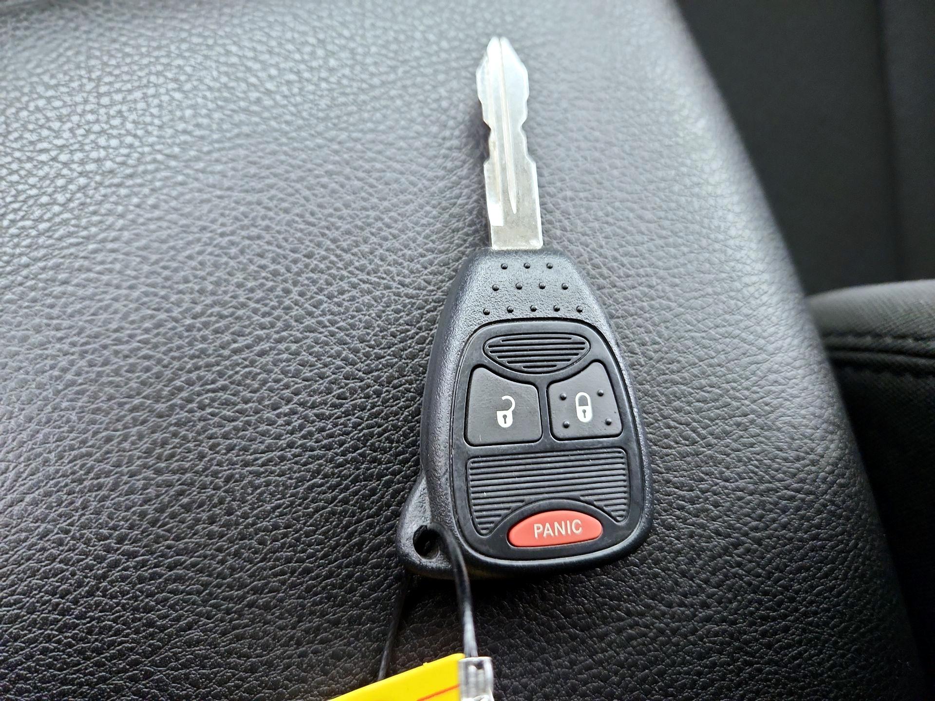 Thumbnail: 2015 Jeep Wrangler - 19