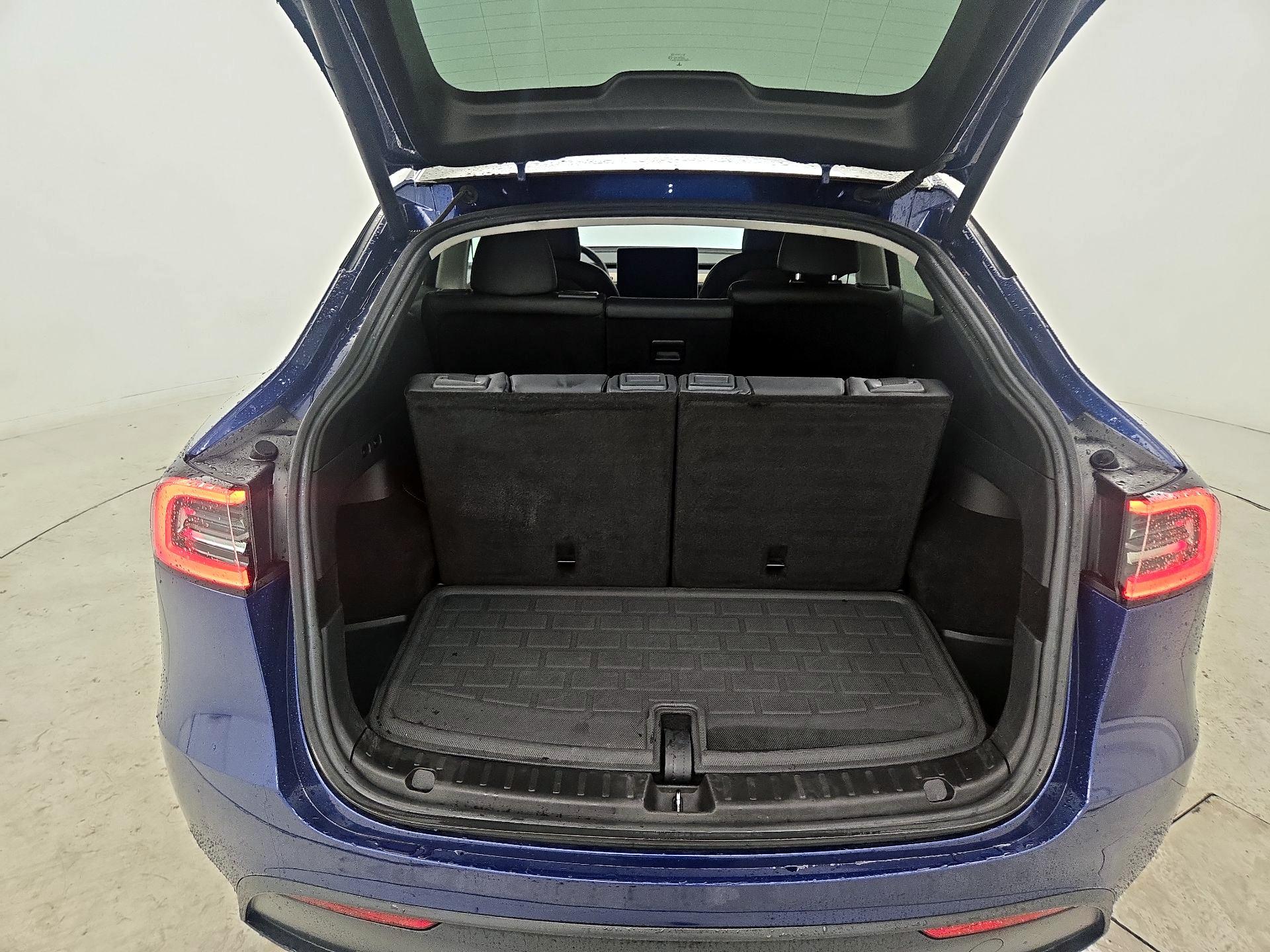 Thumbnail: 2023 Tesla Model Y - 20