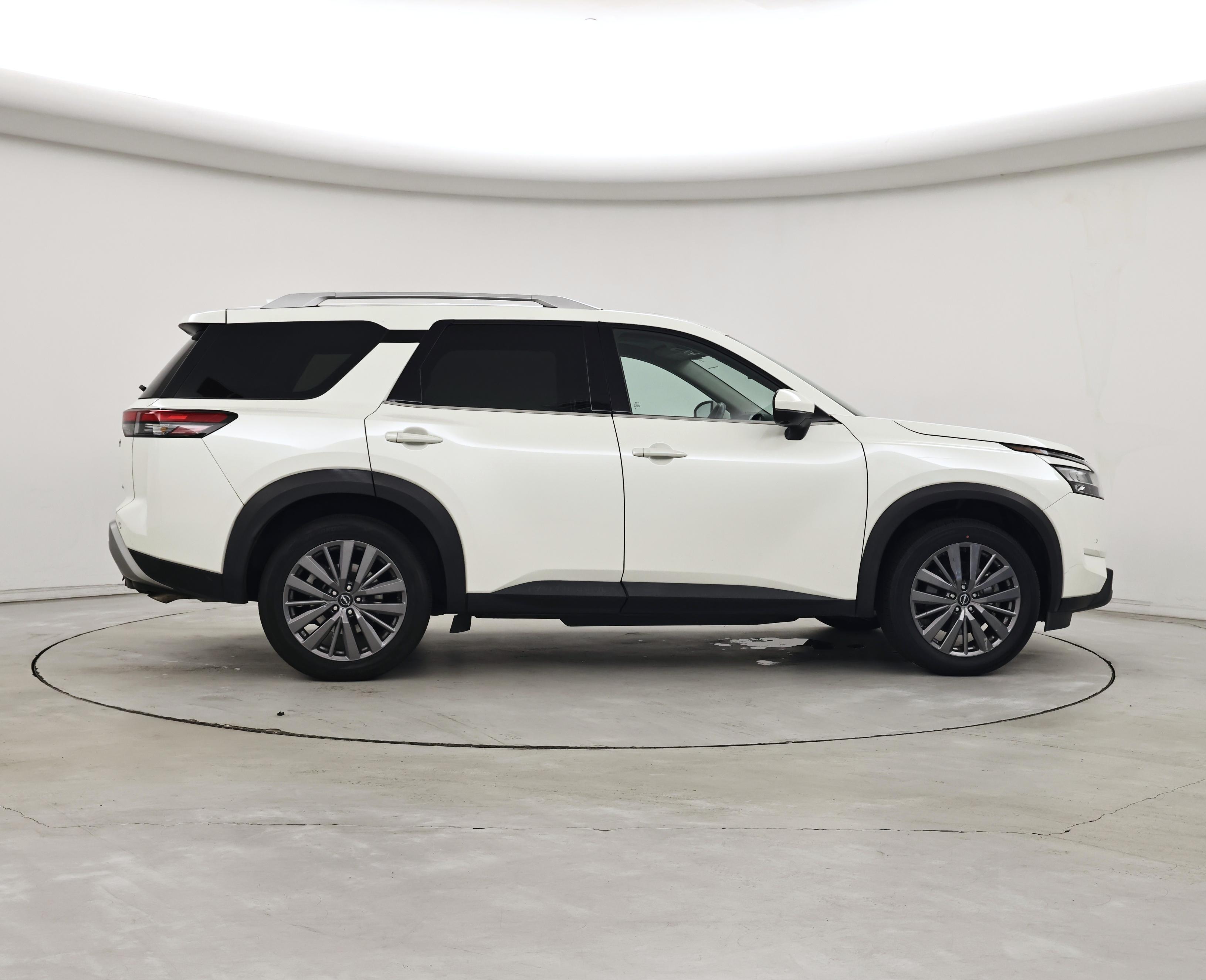 Thumbnail: 2024 Nissan Pathfinder - 7