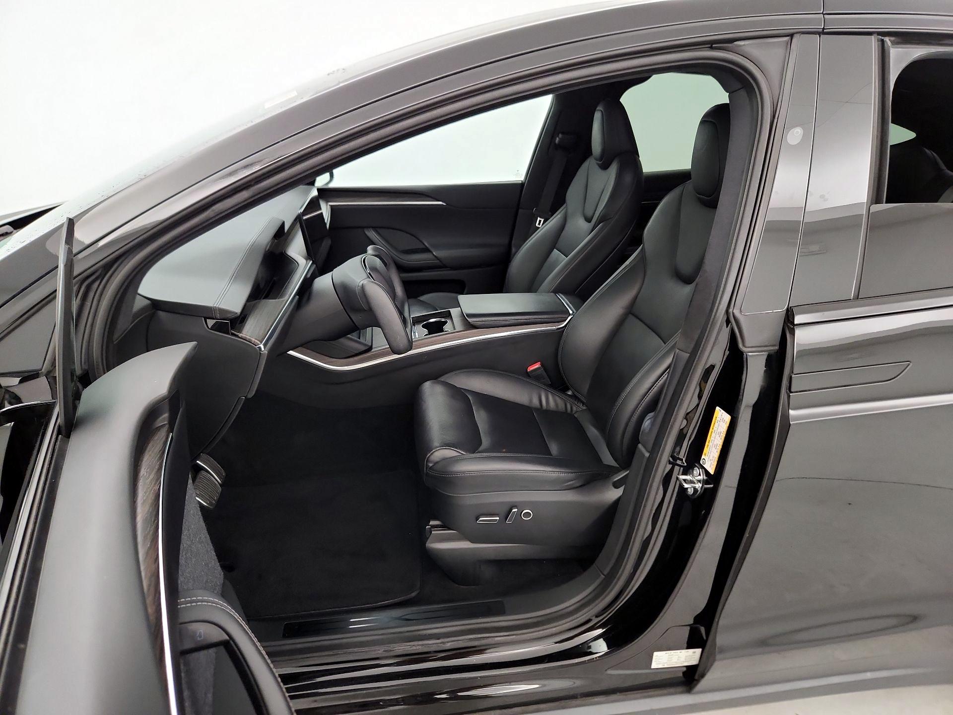 Thumbnail: 2023 Tesla Model X - 11