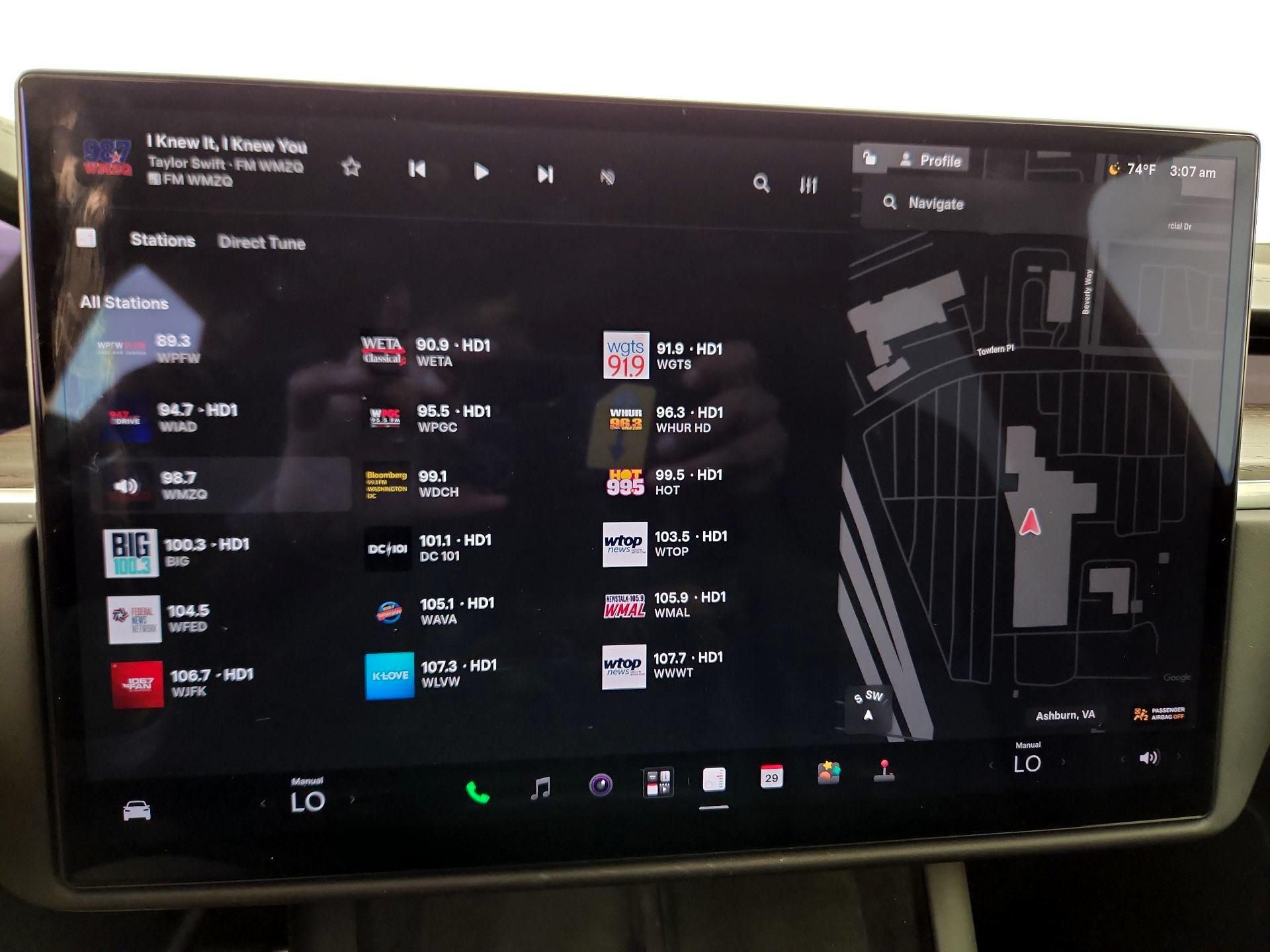 Thumbnail: 2023 Tesla Model X - 15