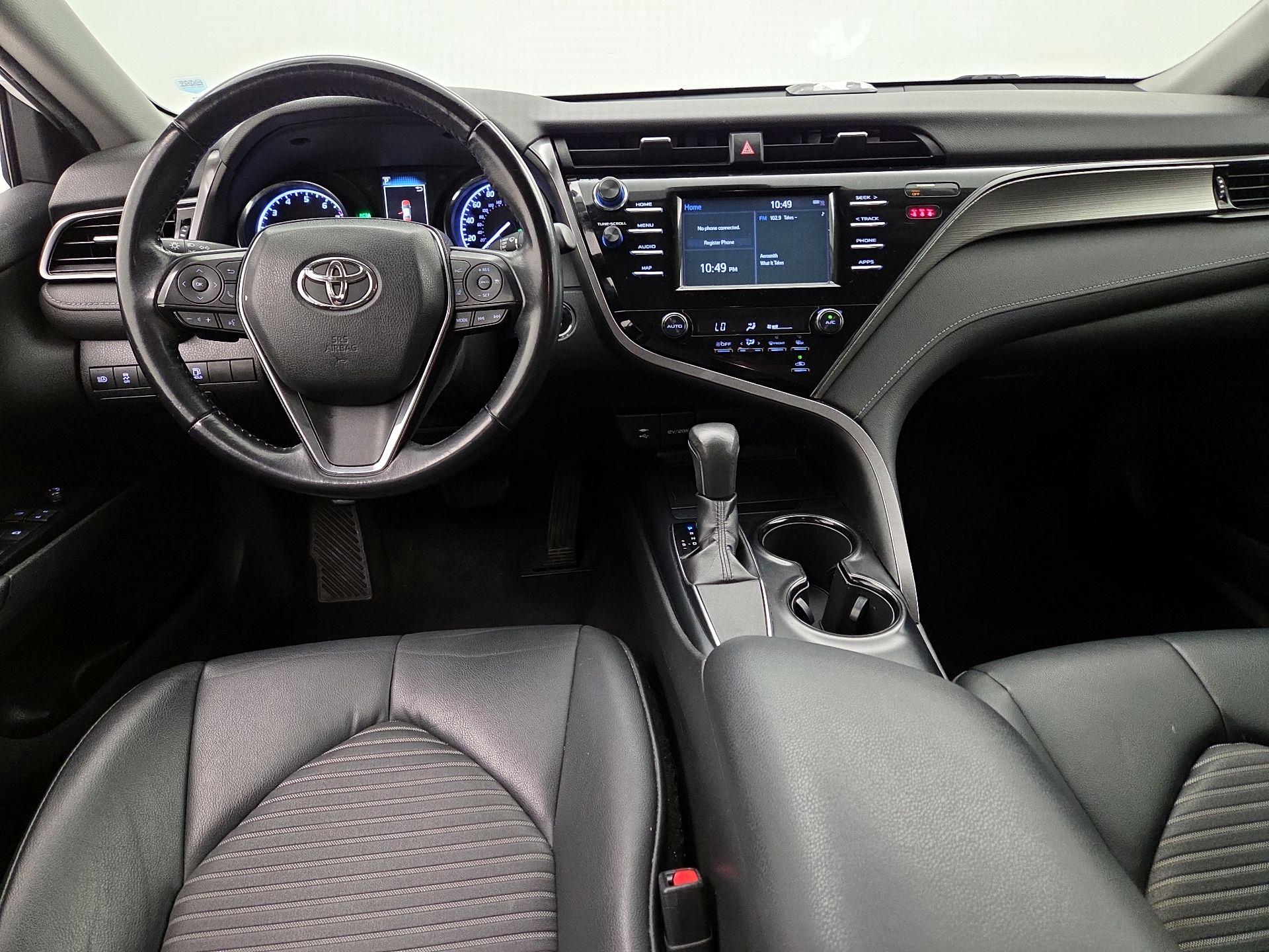 Thumbnail: 2019 Toyota Camry - 9