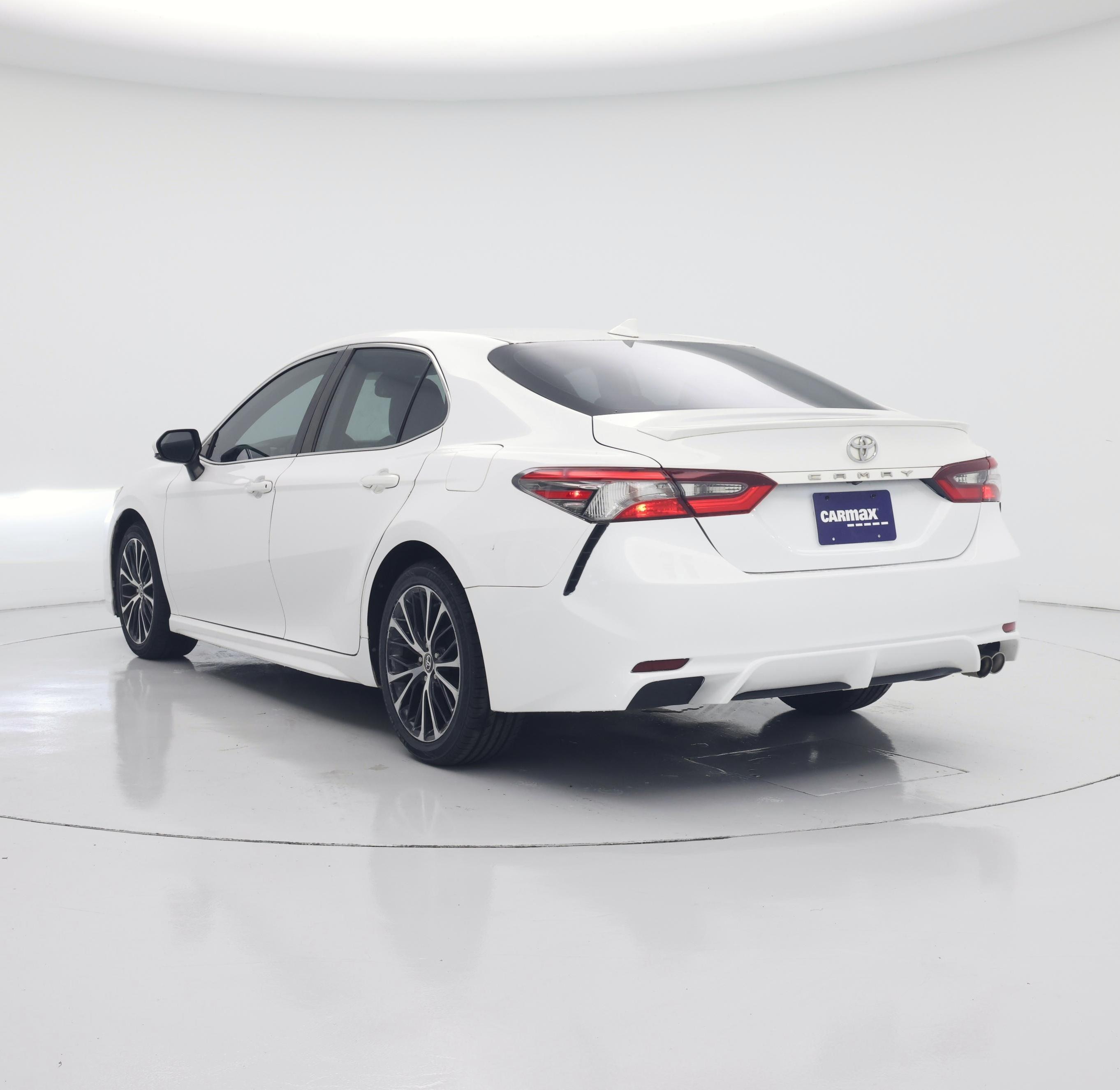 Thumbnail: 2019 Toyota Camry - 2