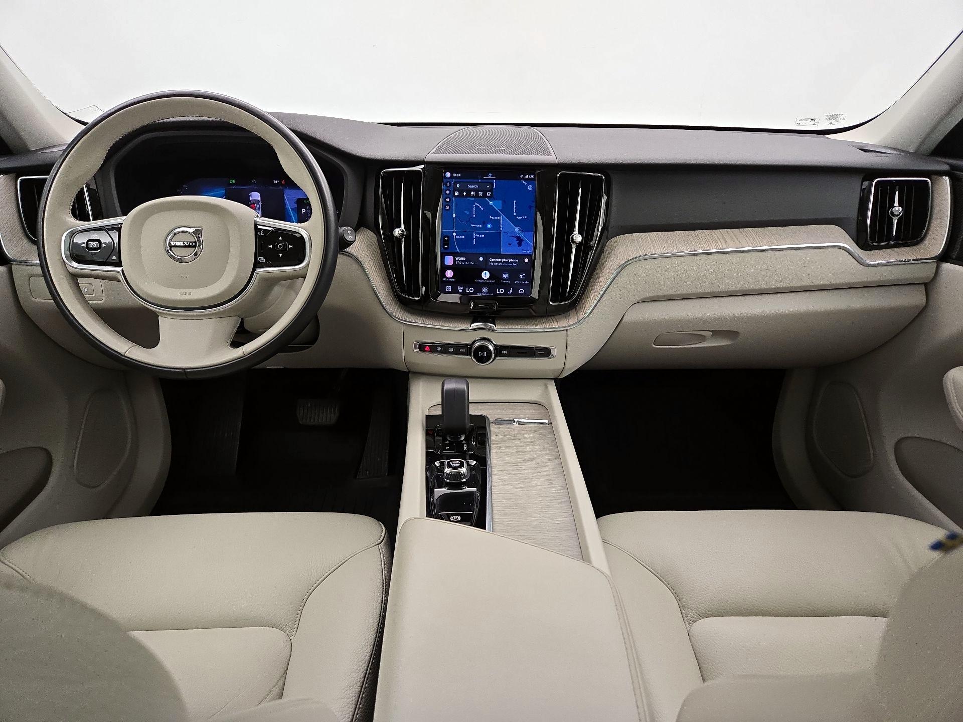 Thumbnail: 2023 Volvo XC60 - 9