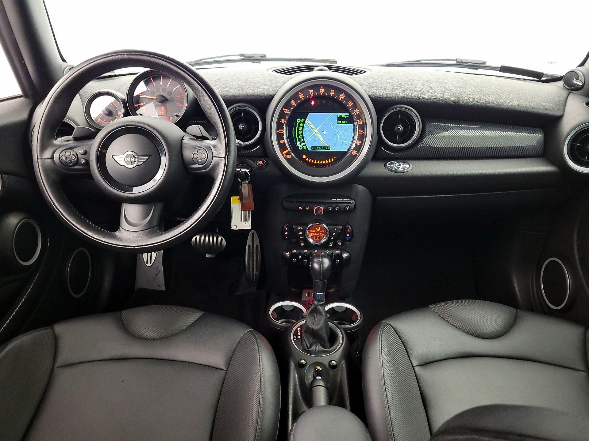 Thumbnail: 2015 MINI Cooper - 9