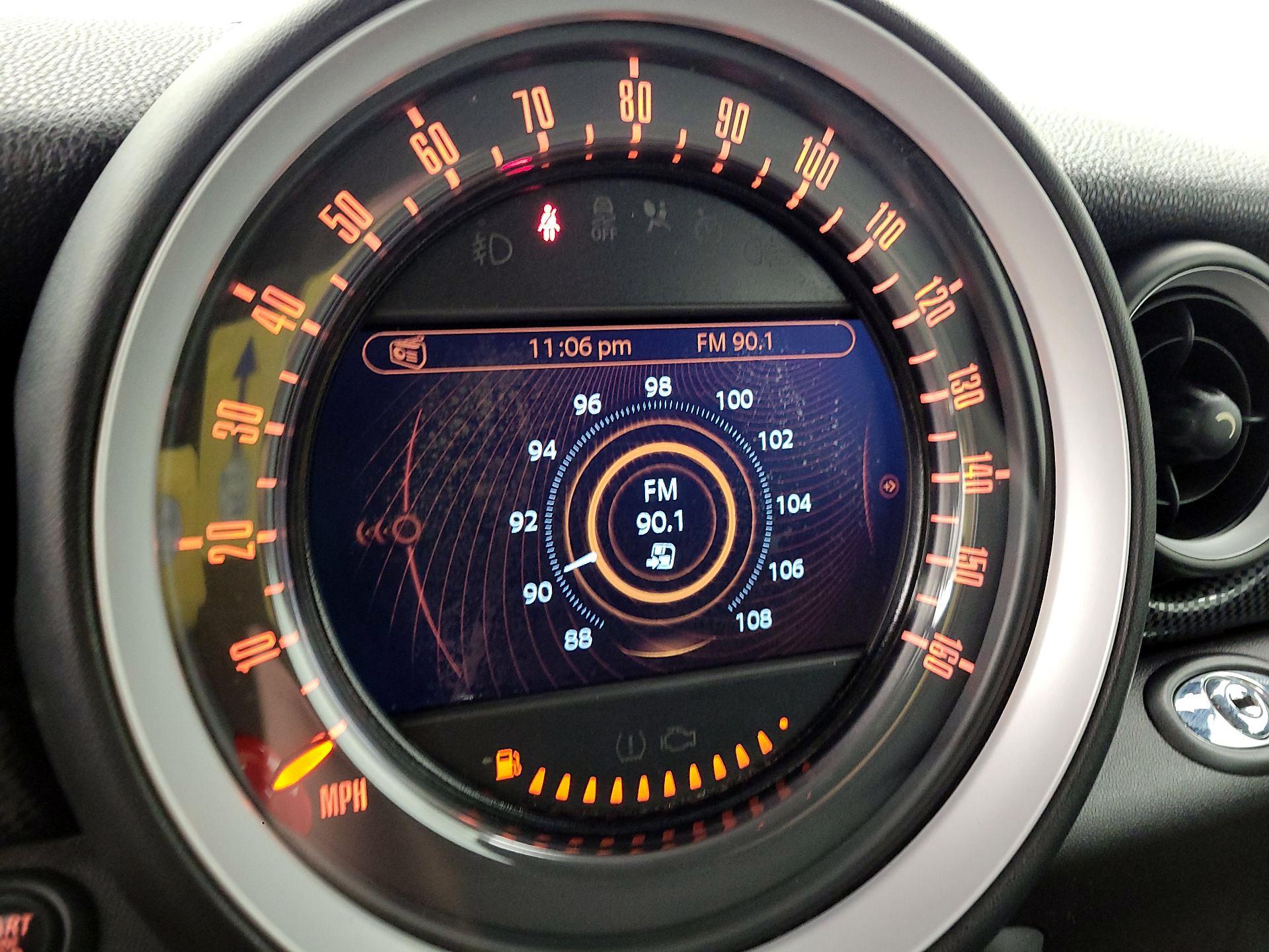 Thumbnail: 2015 MINI Cooper - 15