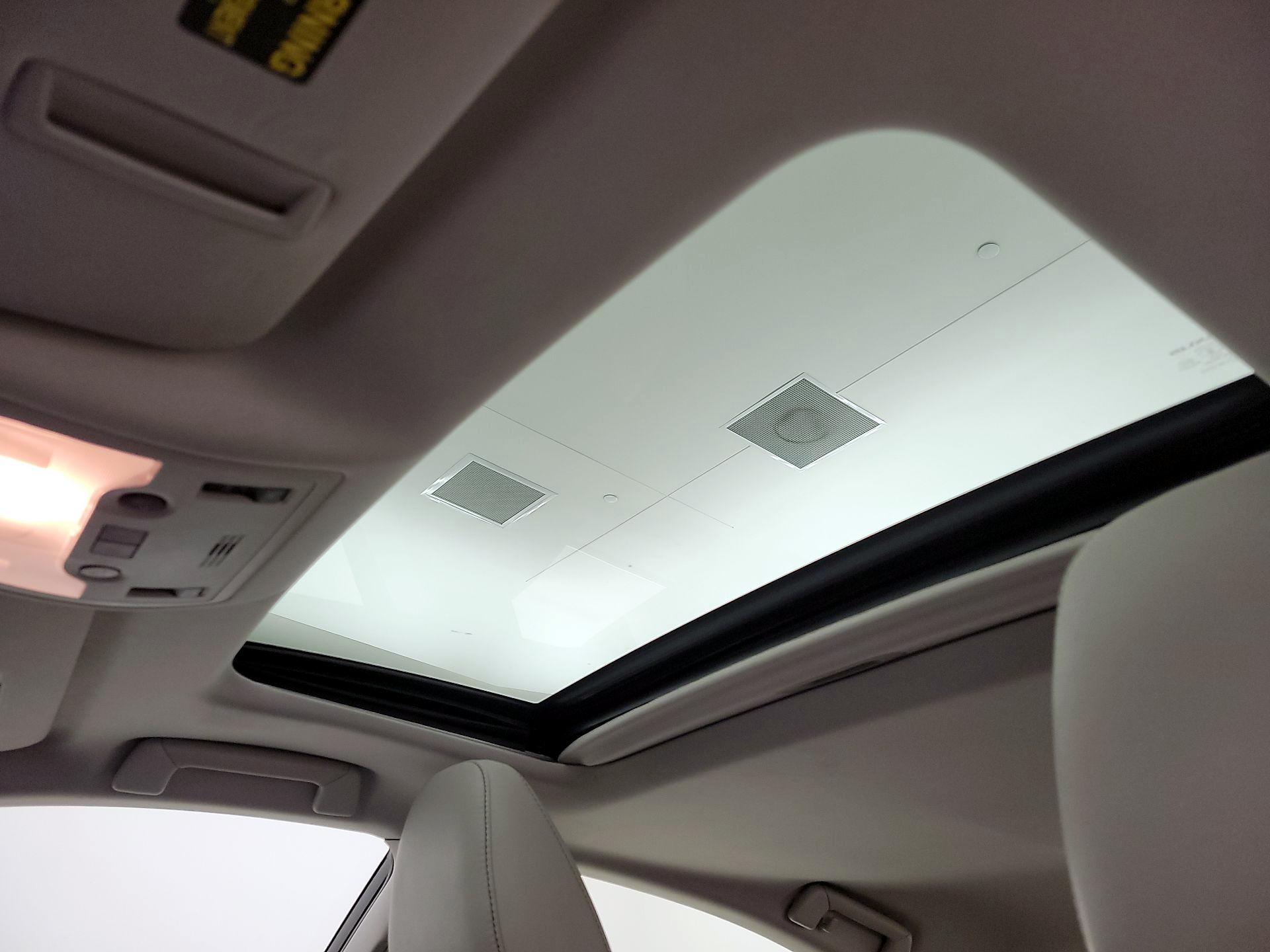 Thumbnail: 2014 Lexus ES - 19