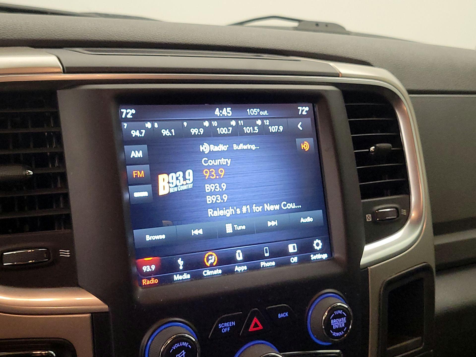 Thumbnail: 2019 RAM 1500 Classic - 15