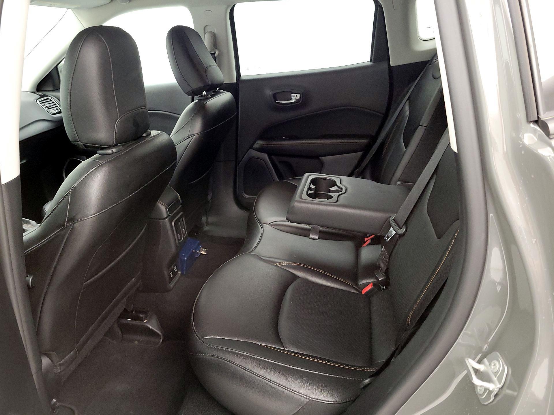 Thumbnail: 2020 Jeep Compass - 18