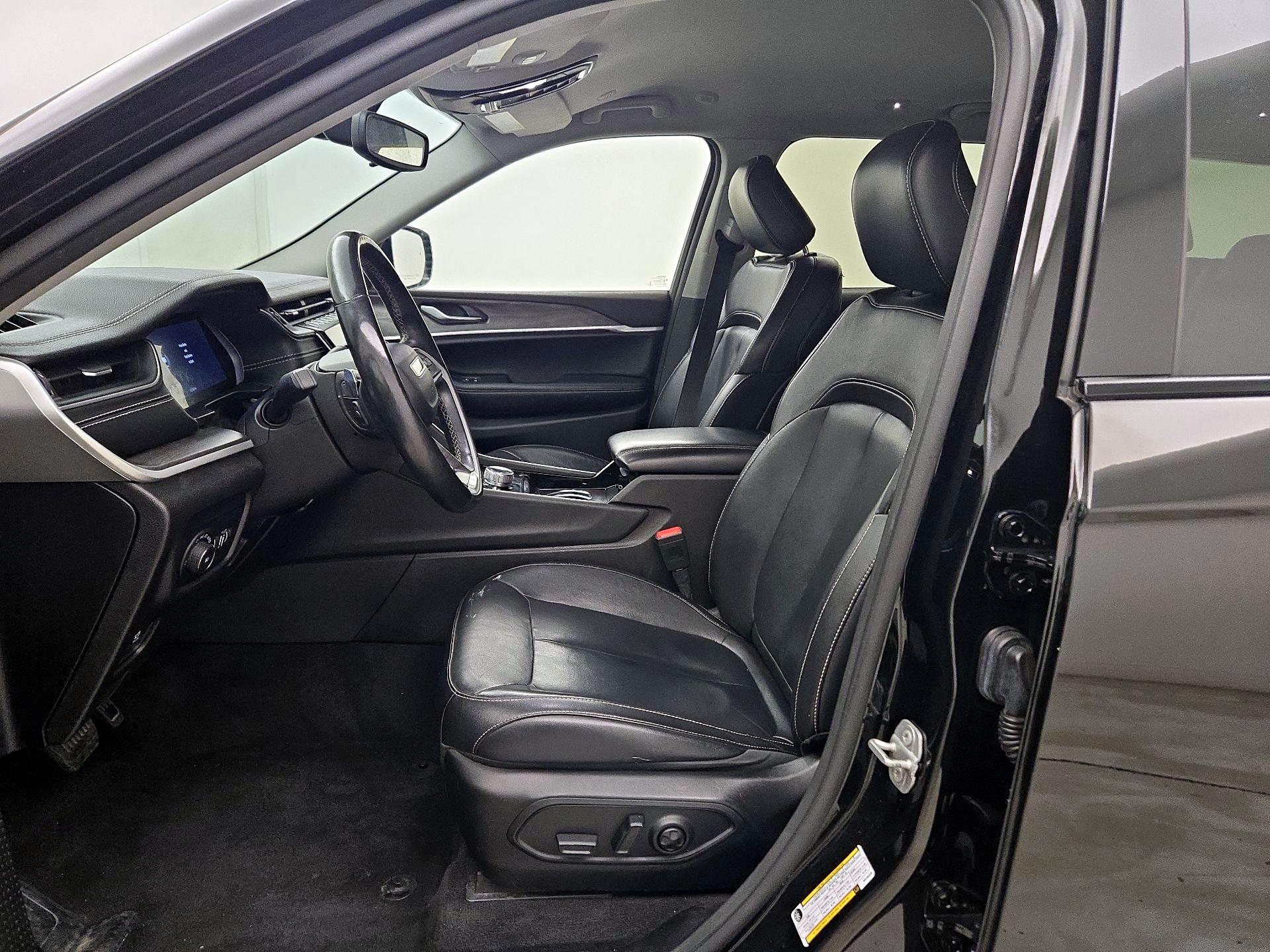 Thumbnail: 2021 Jeep Grand Cherokee L - 11