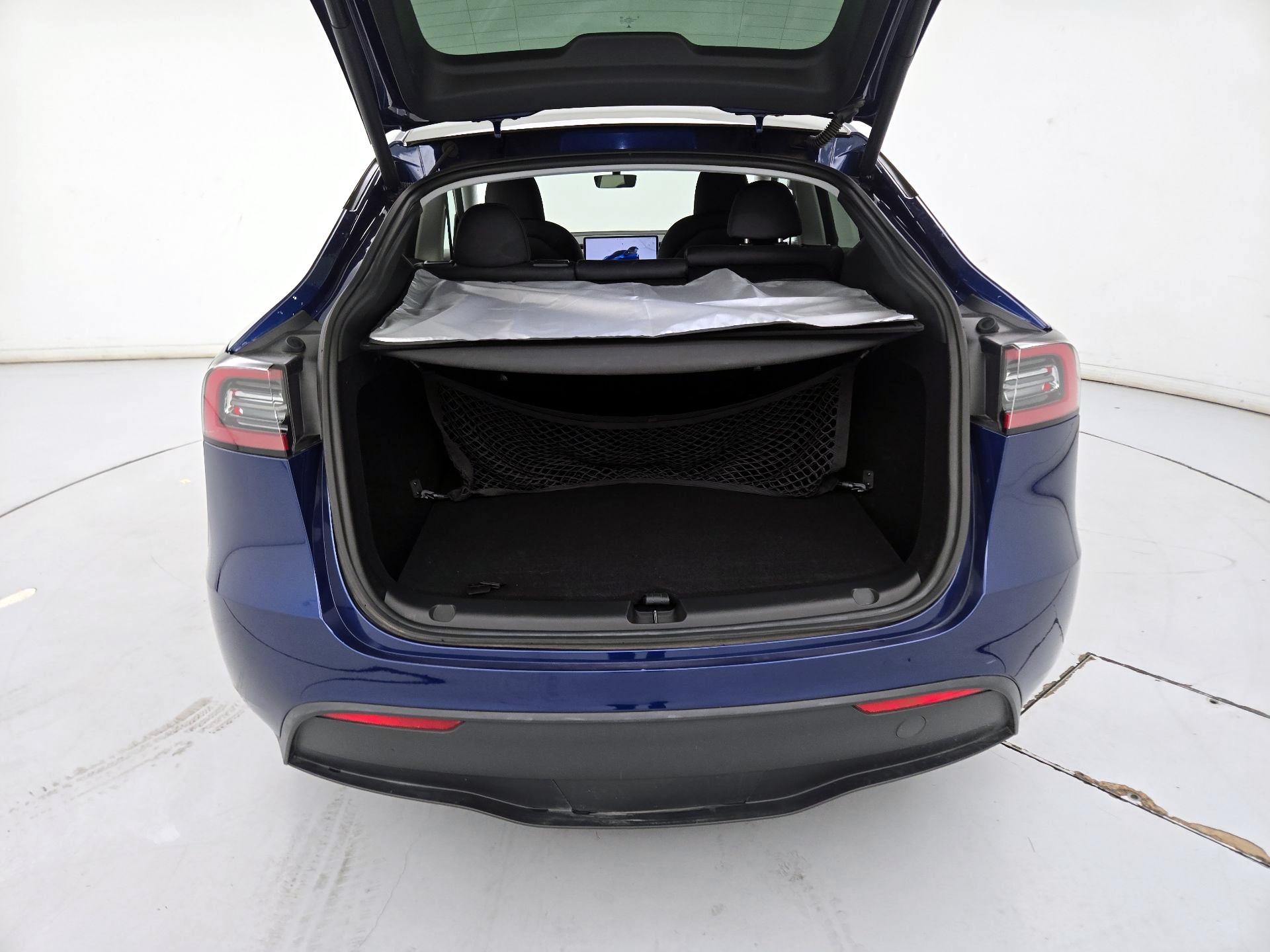 Thumbnail: 2023 Tesla Model Y - 20