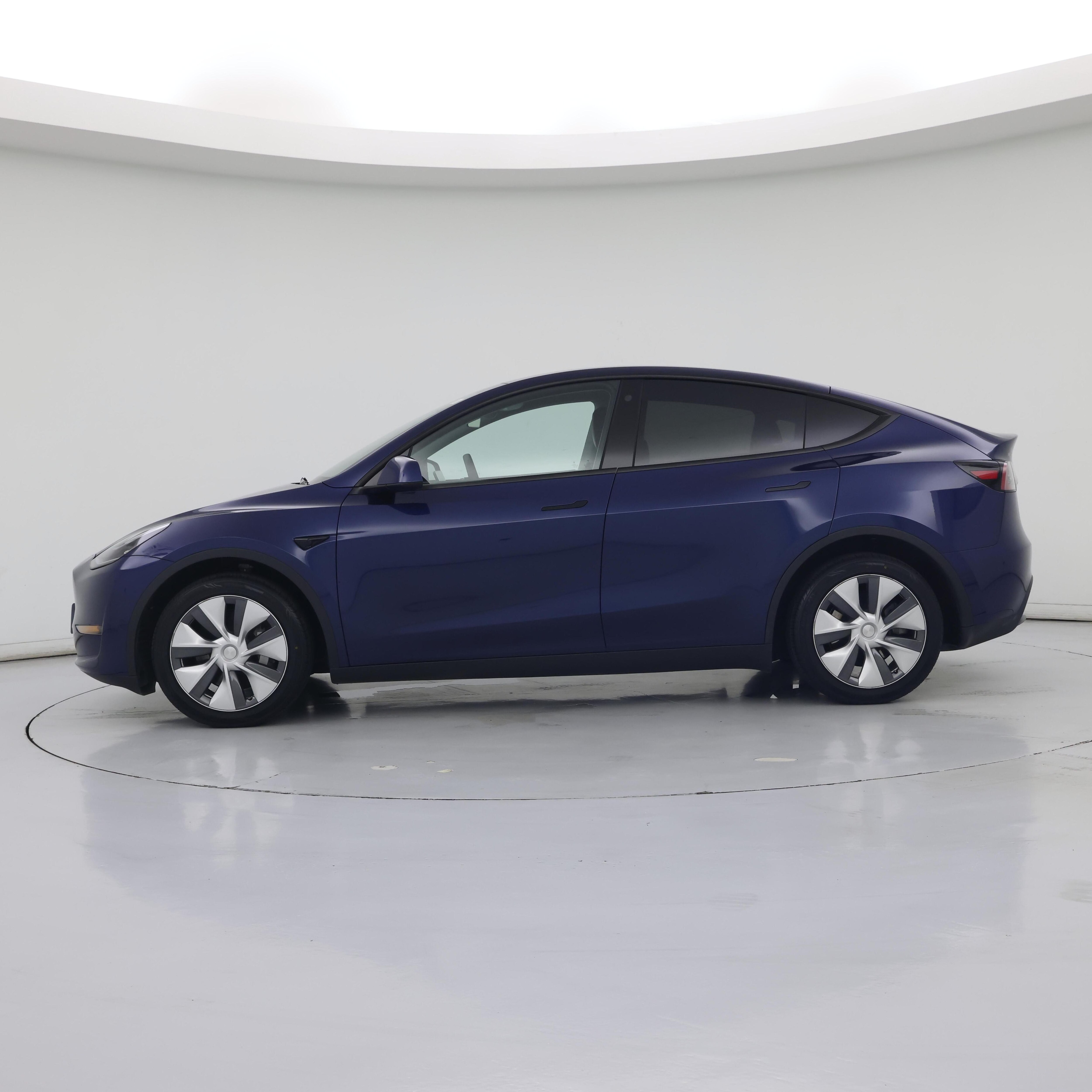Thumbnail: 2023 Tesla Model Y - 3