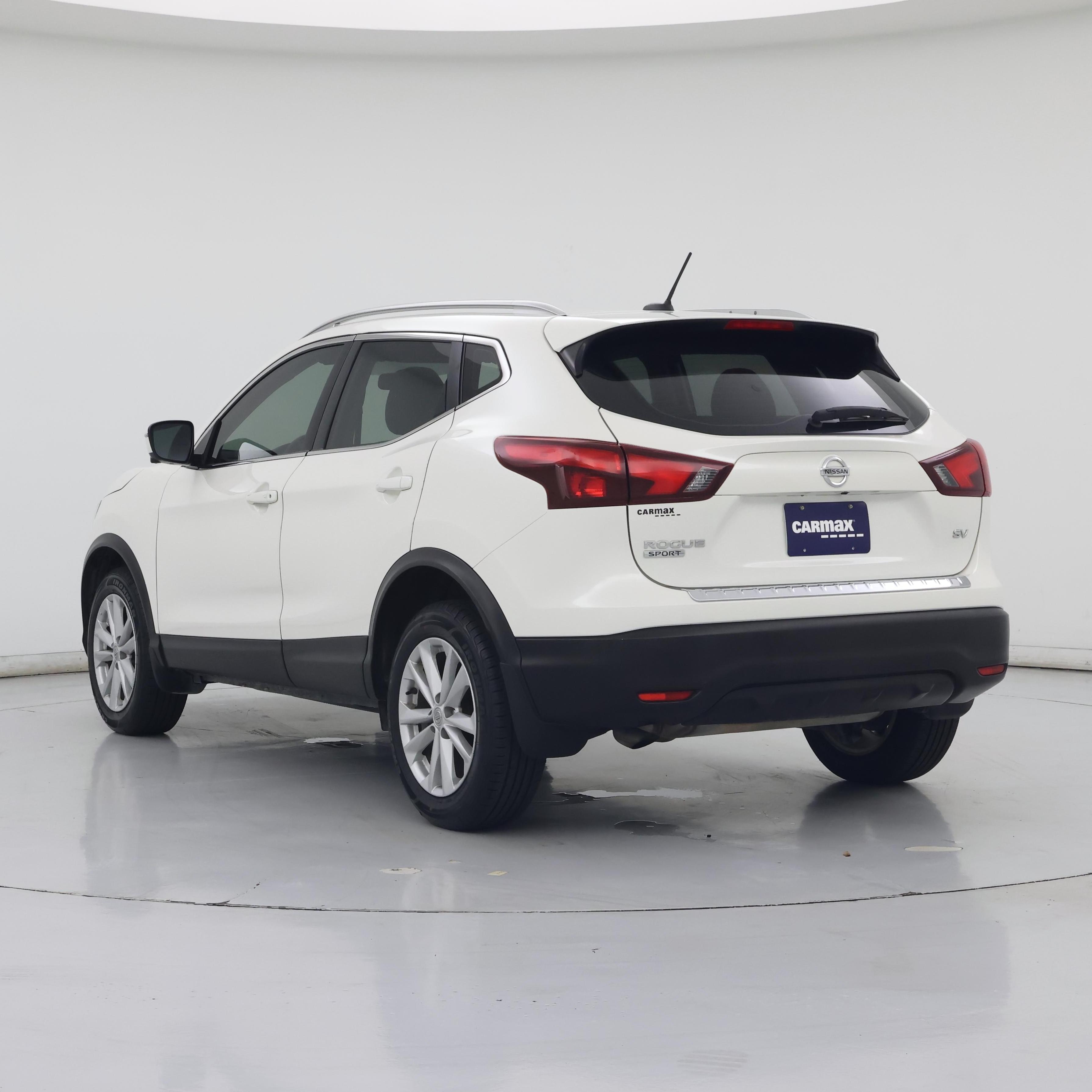 Thumbnail: 2018 Nissan Rogue Sport - 2