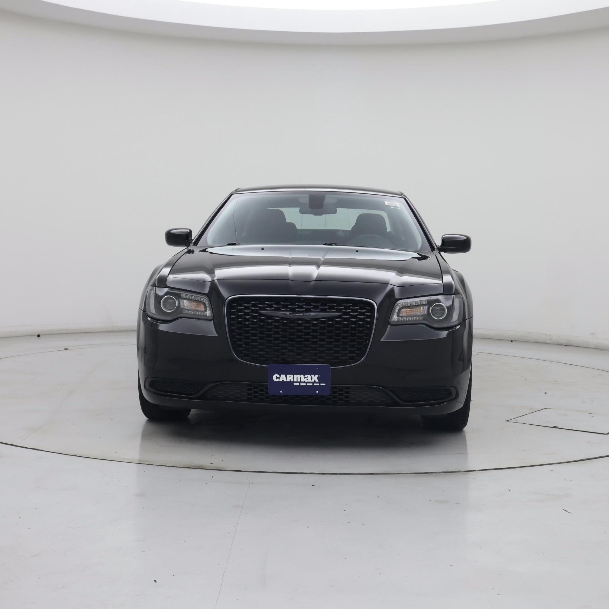 Thumbnail: 2022 Chrysler 300 - 5
