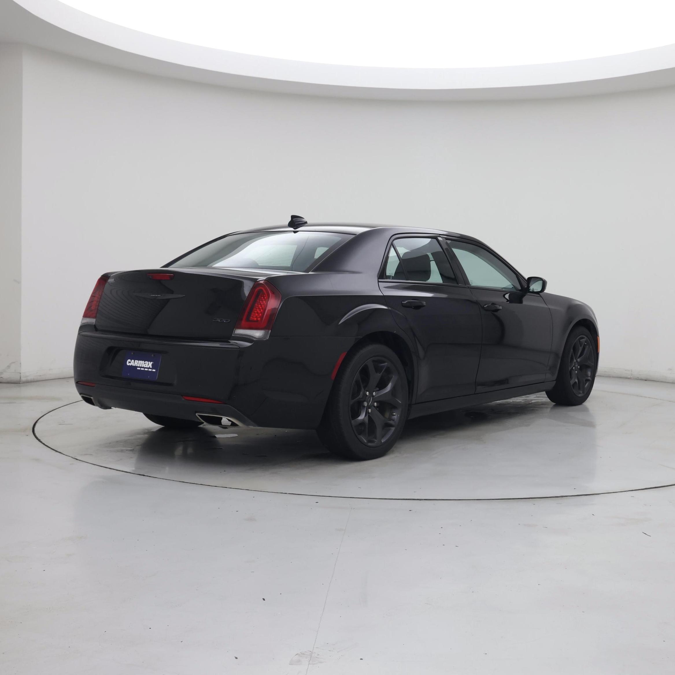 Thumbnail: 2022 Chrysler 300 - 8