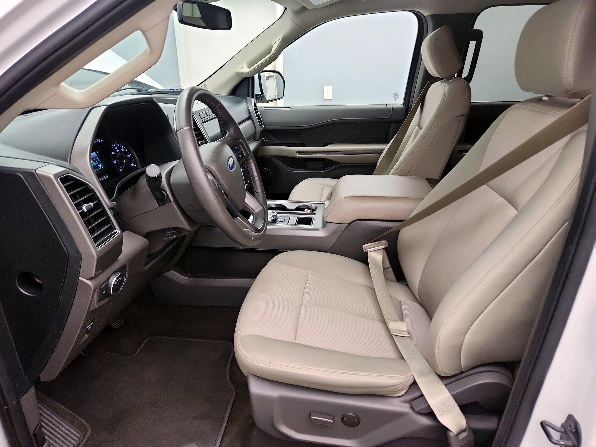 Thumbnail: 2020 Ford Expedition - 11