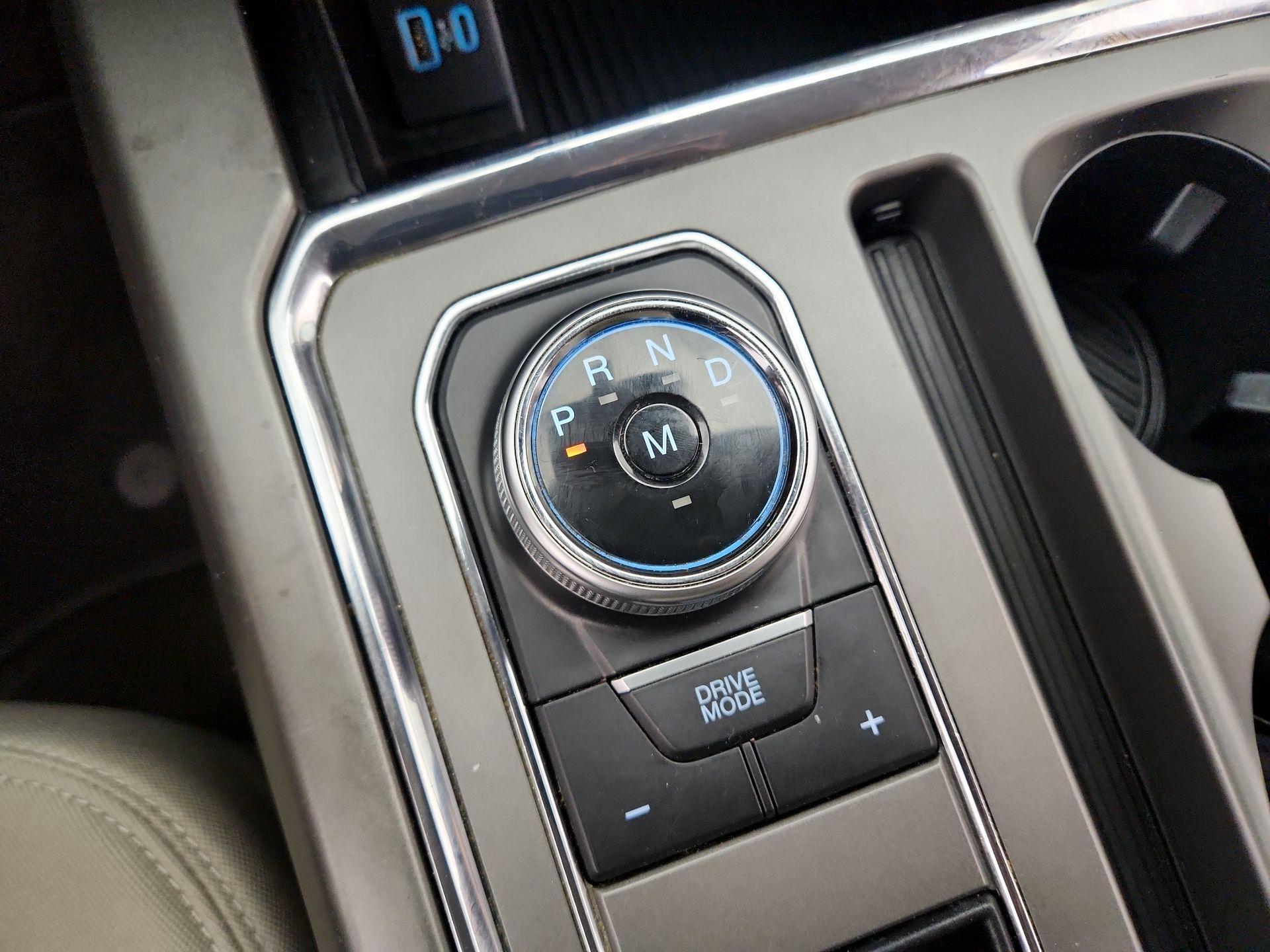 Thumbnail: 2020 Ford Expedition - 17