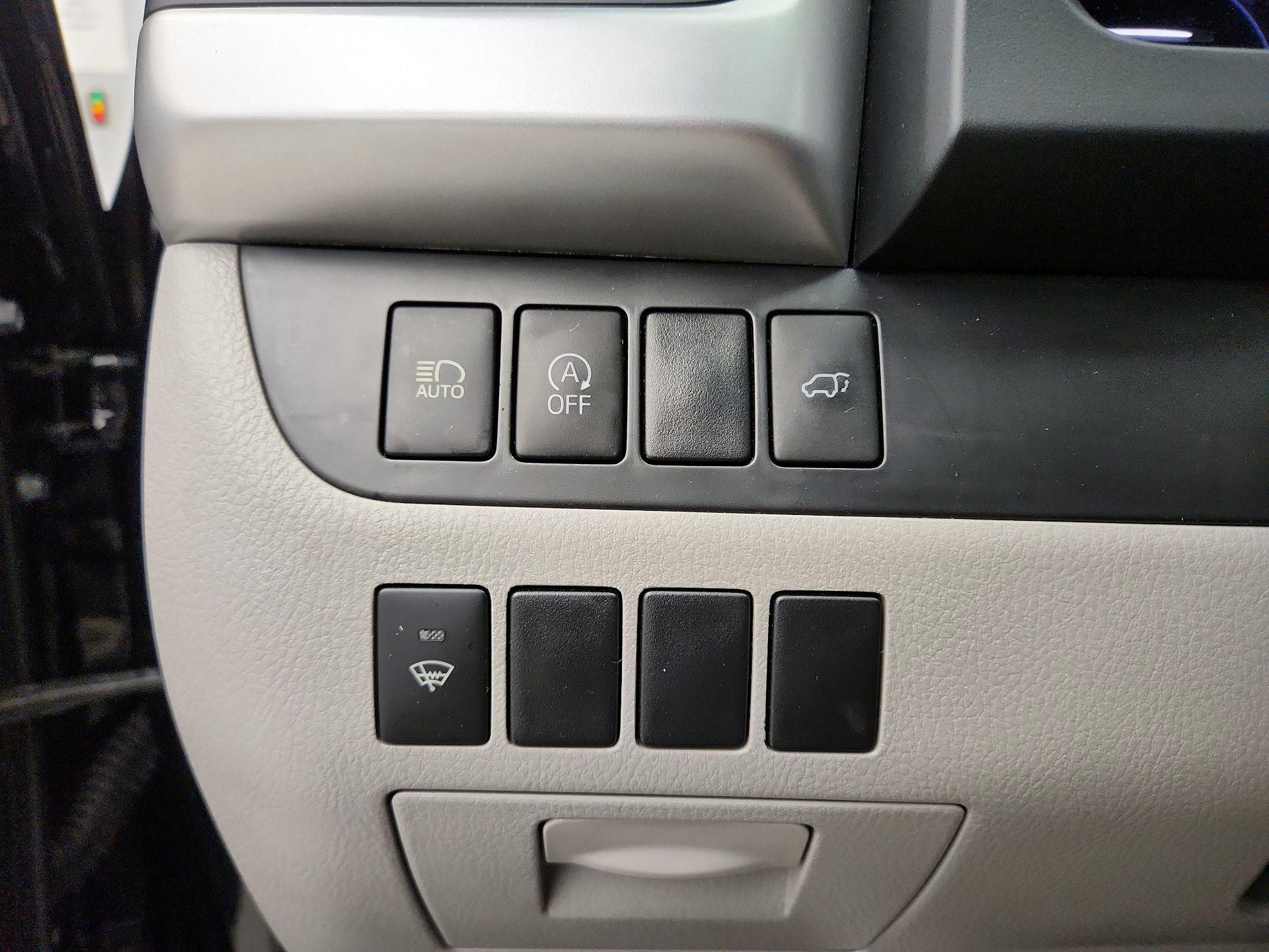 Thumbnail: 2017 Toyota Highlander - 13